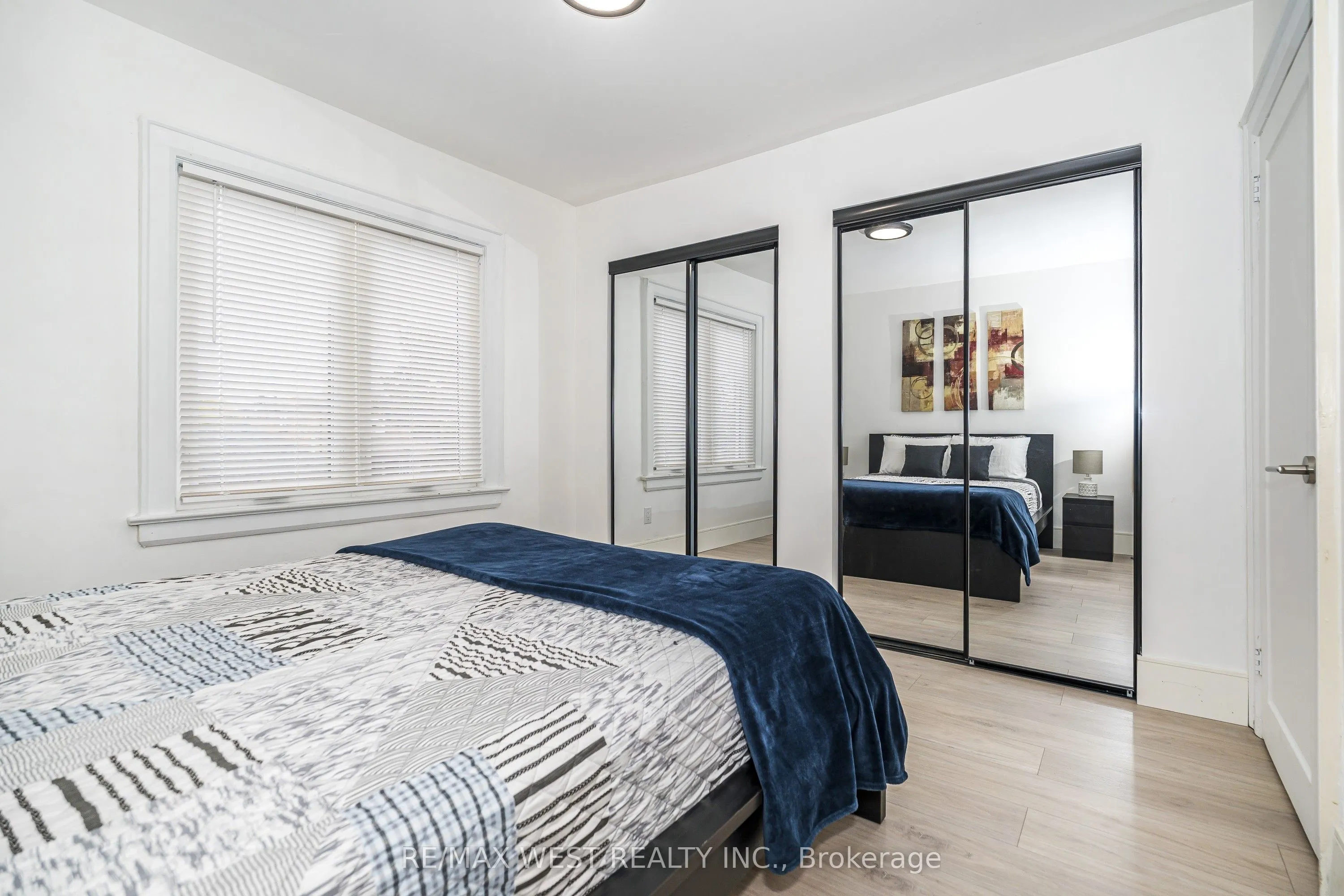 83 Scott Road