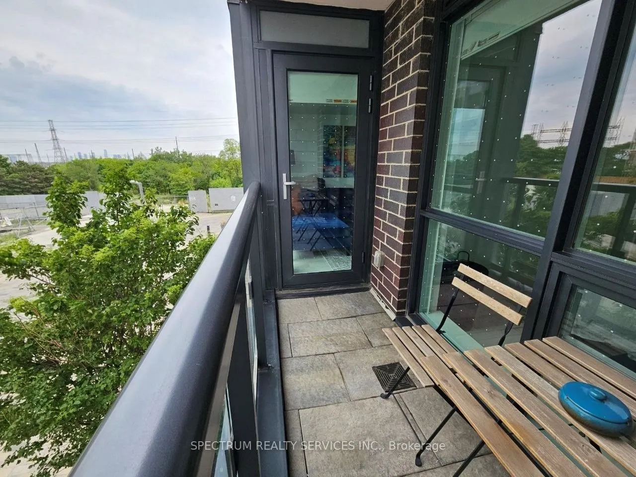20 Thomas Riley Road W #207