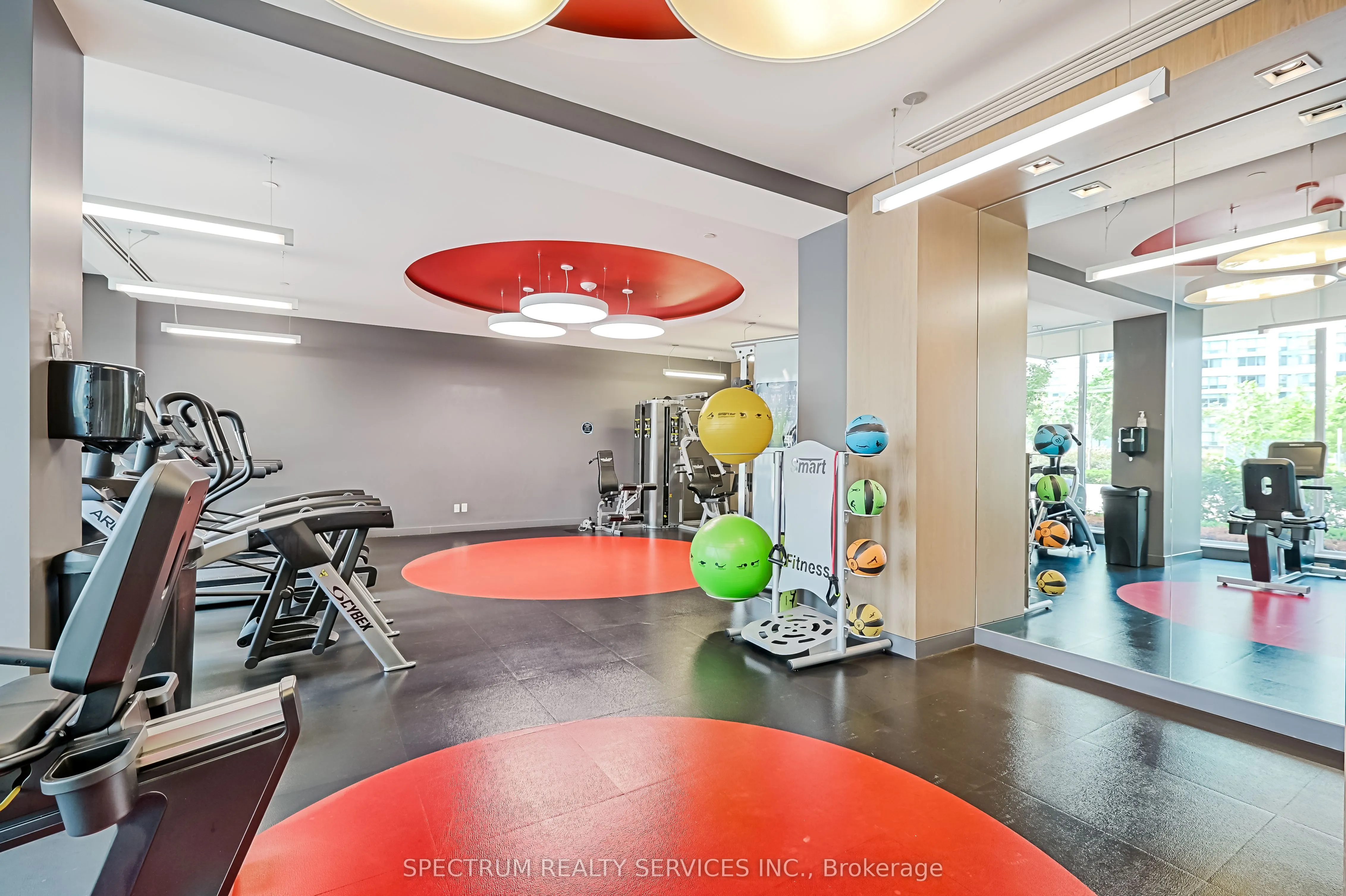 20 Thomas Riley Road W #207