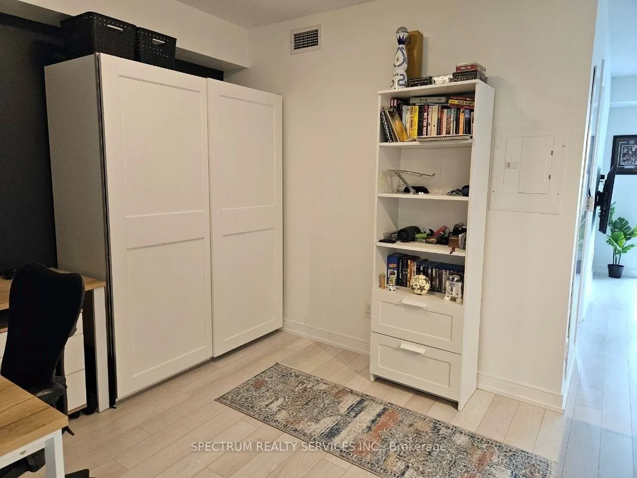 20 Thomas Riley Road W #207