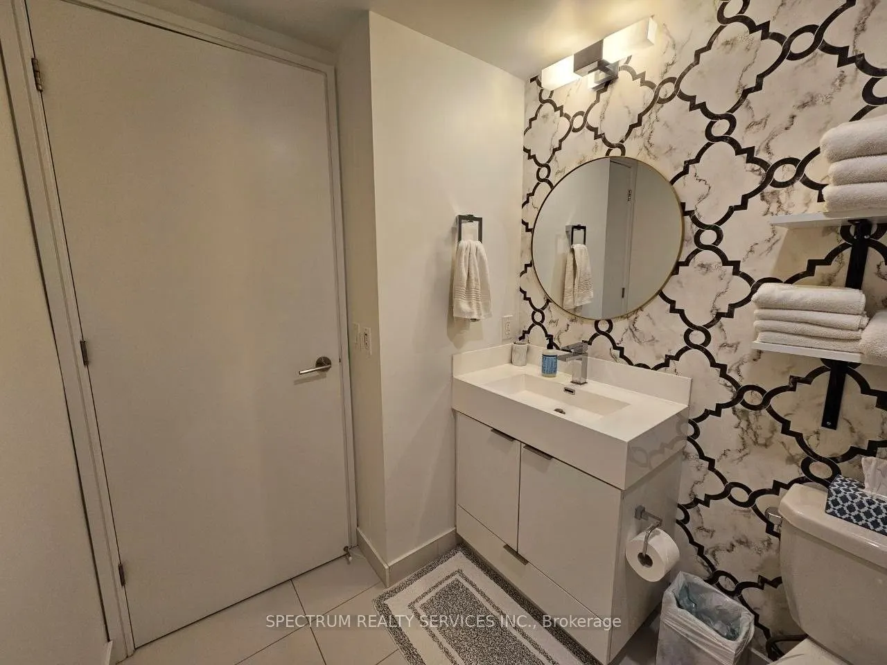 20 Thomas Riley Road W #207