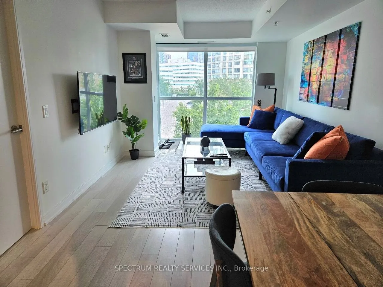 20 Thomas Riley Road W #207
