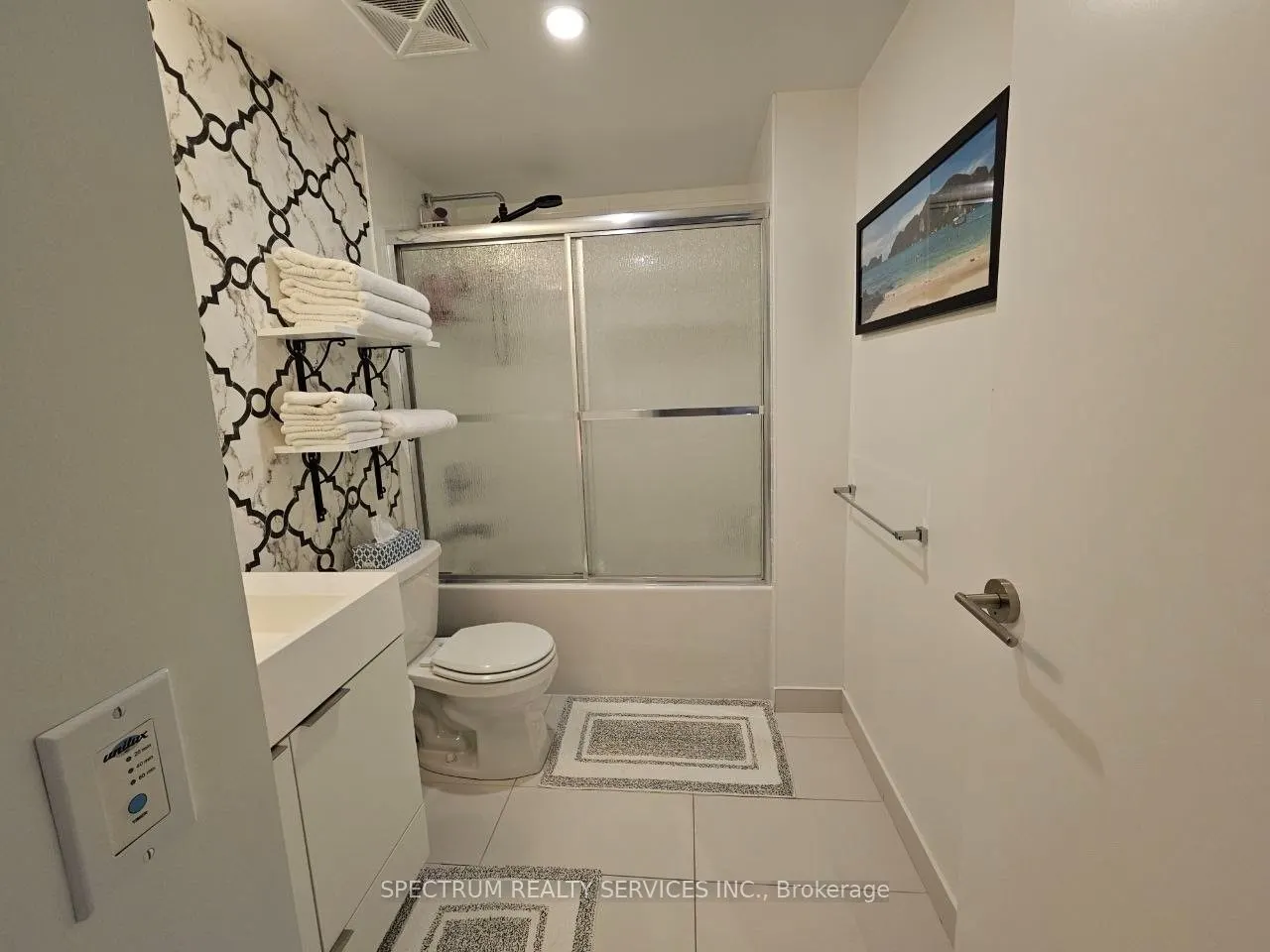20 Thomas Riley Road W #207