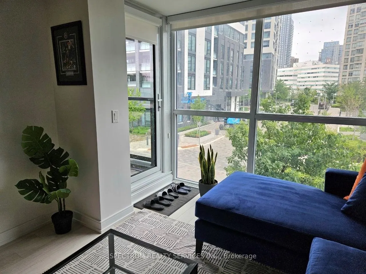 20 Thomas Riley Road W #207
