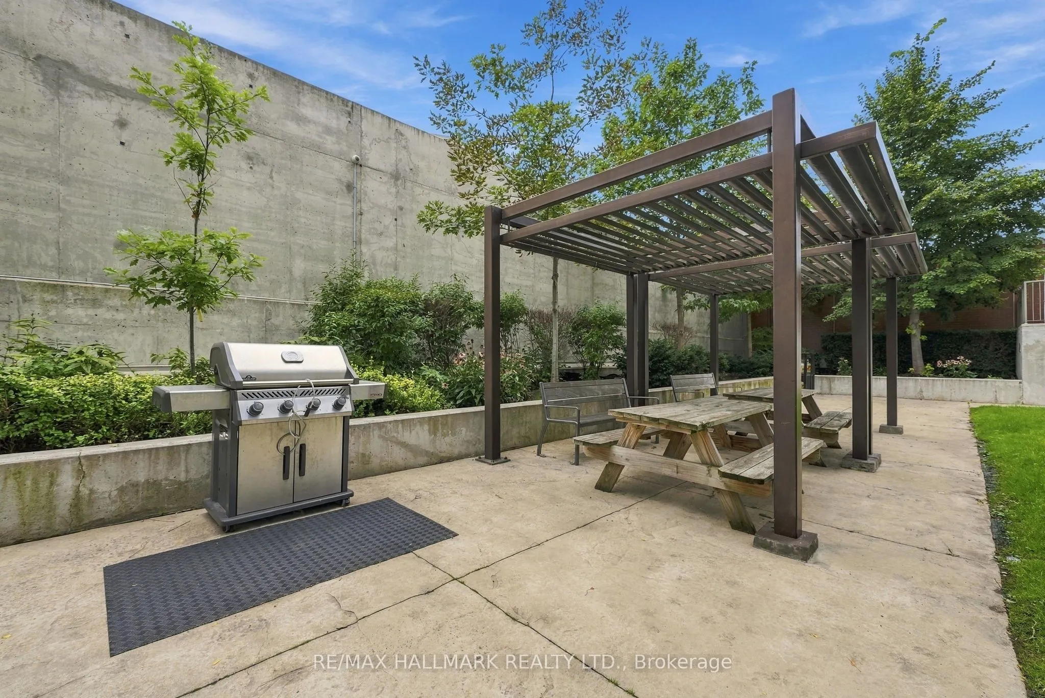 1420 Dupont Street #1408