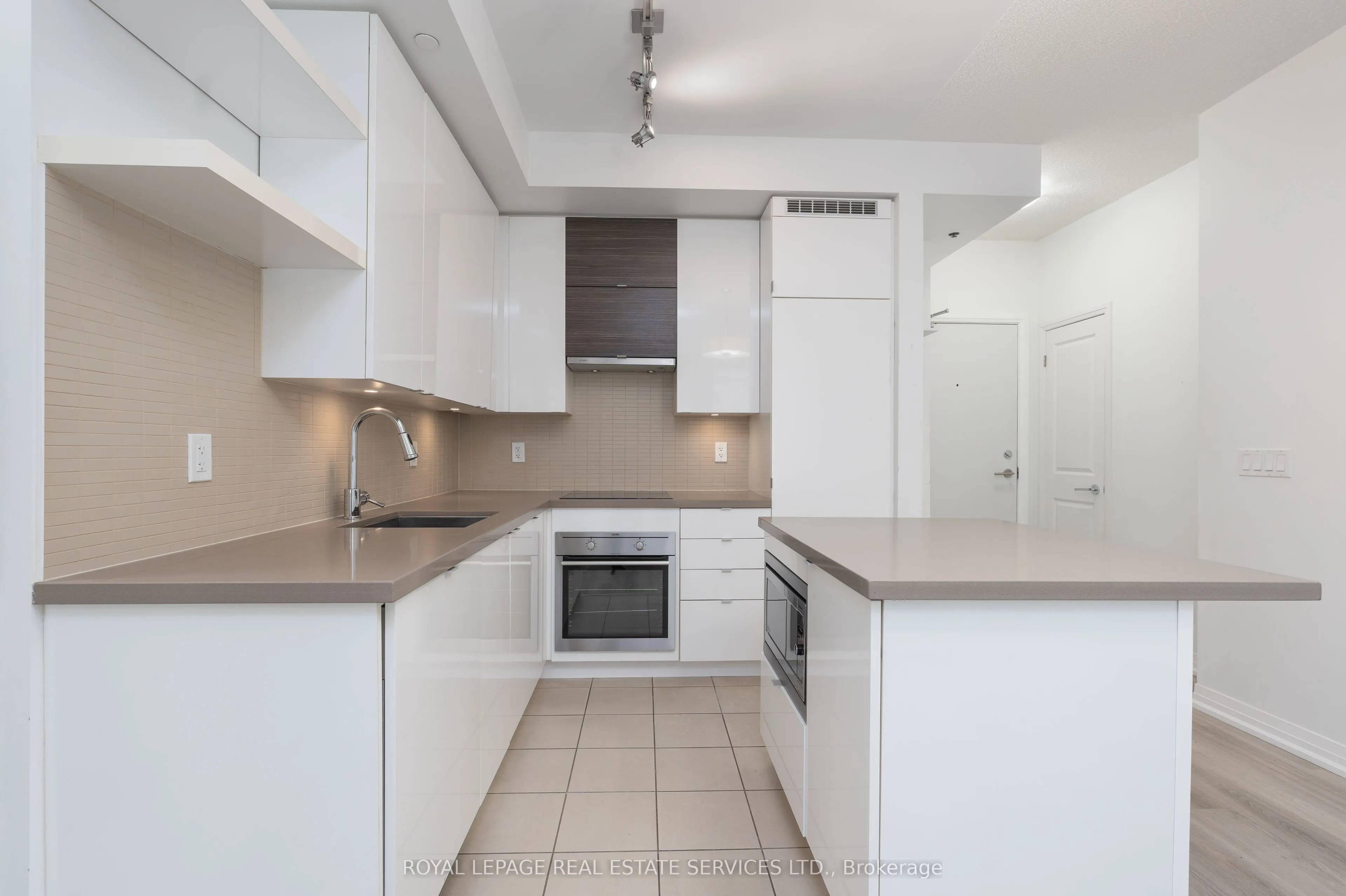 59 Annie Craig Drive #306