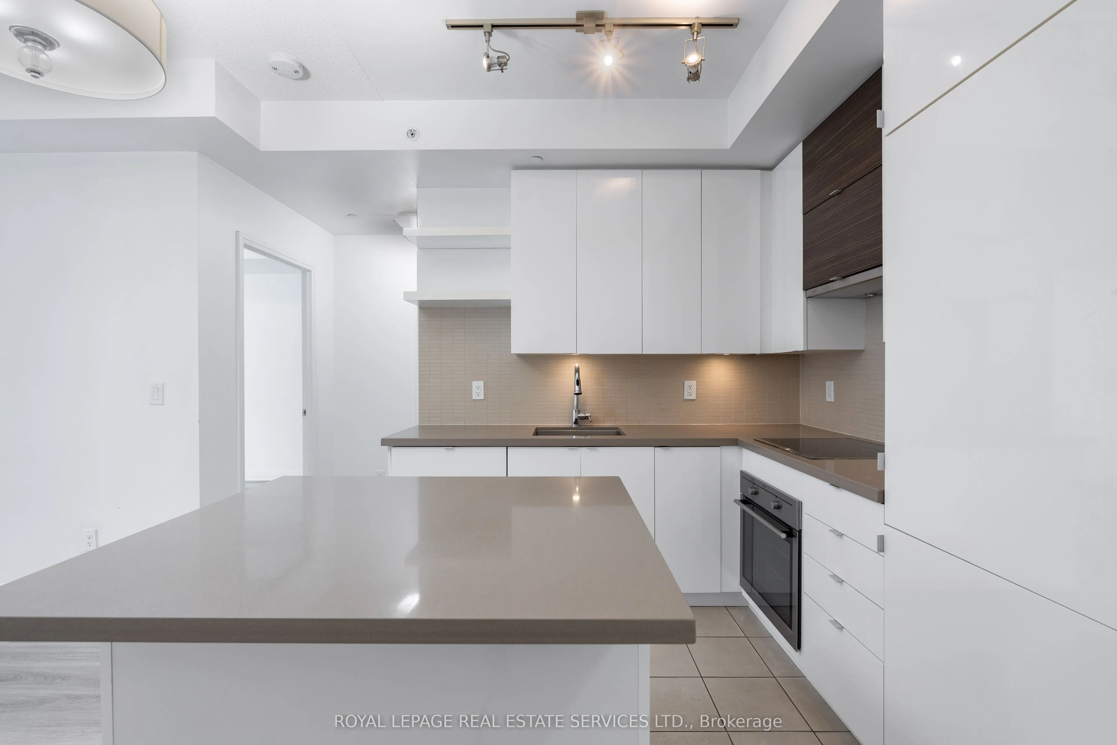 59 Annie Craig Drive #306