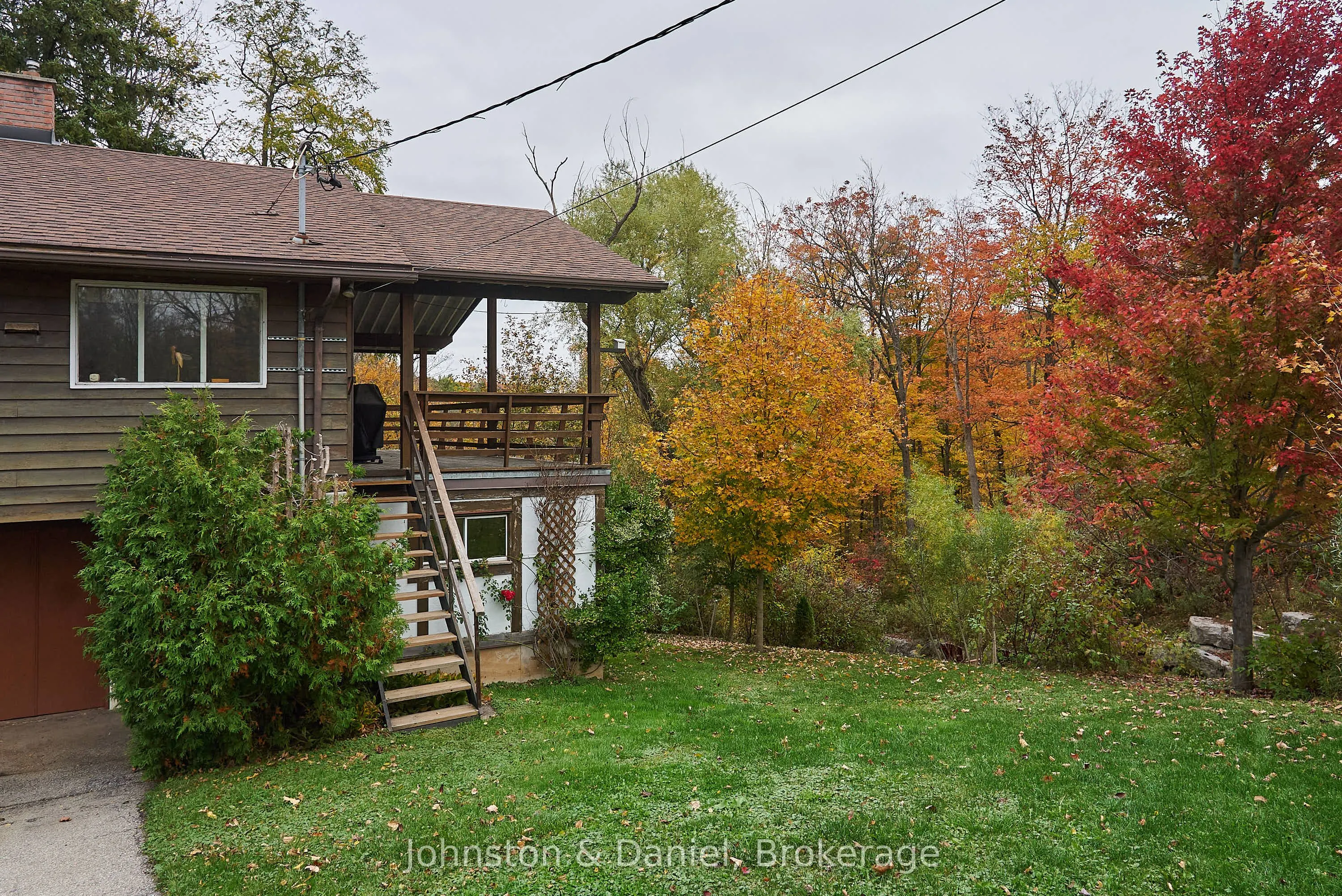 7095 Guelph Line