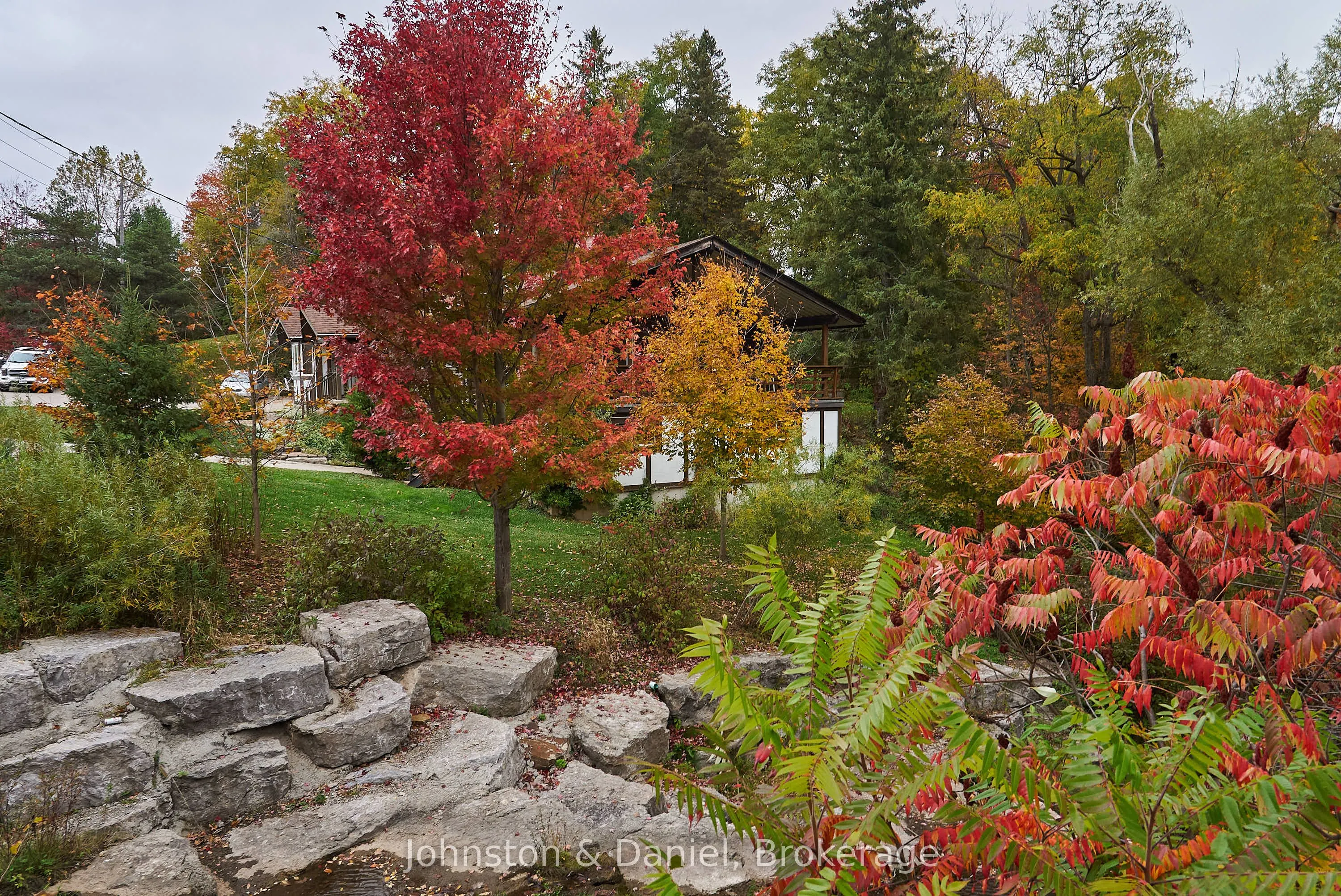 7095 Guelph Line