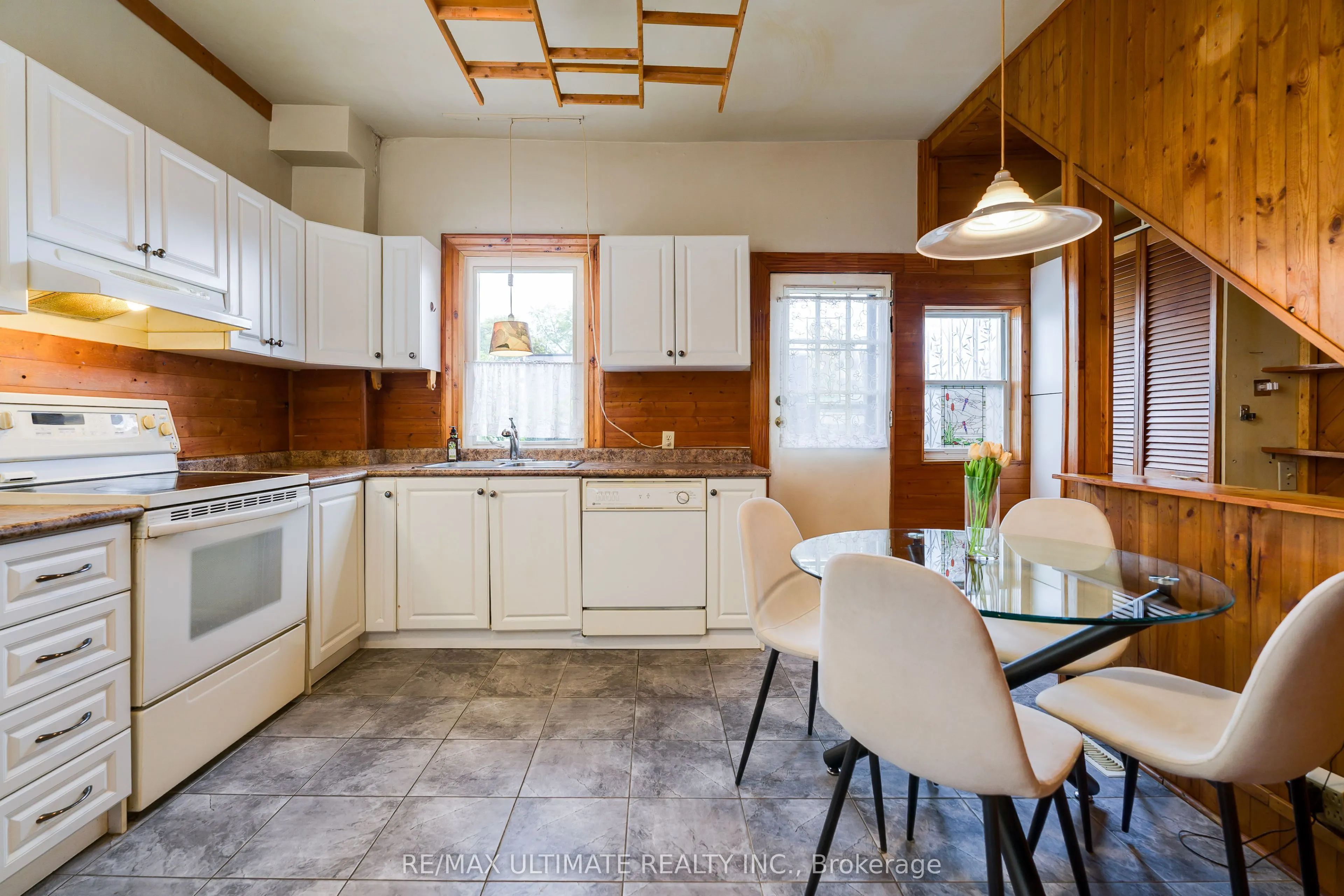 251 Boon Avenue