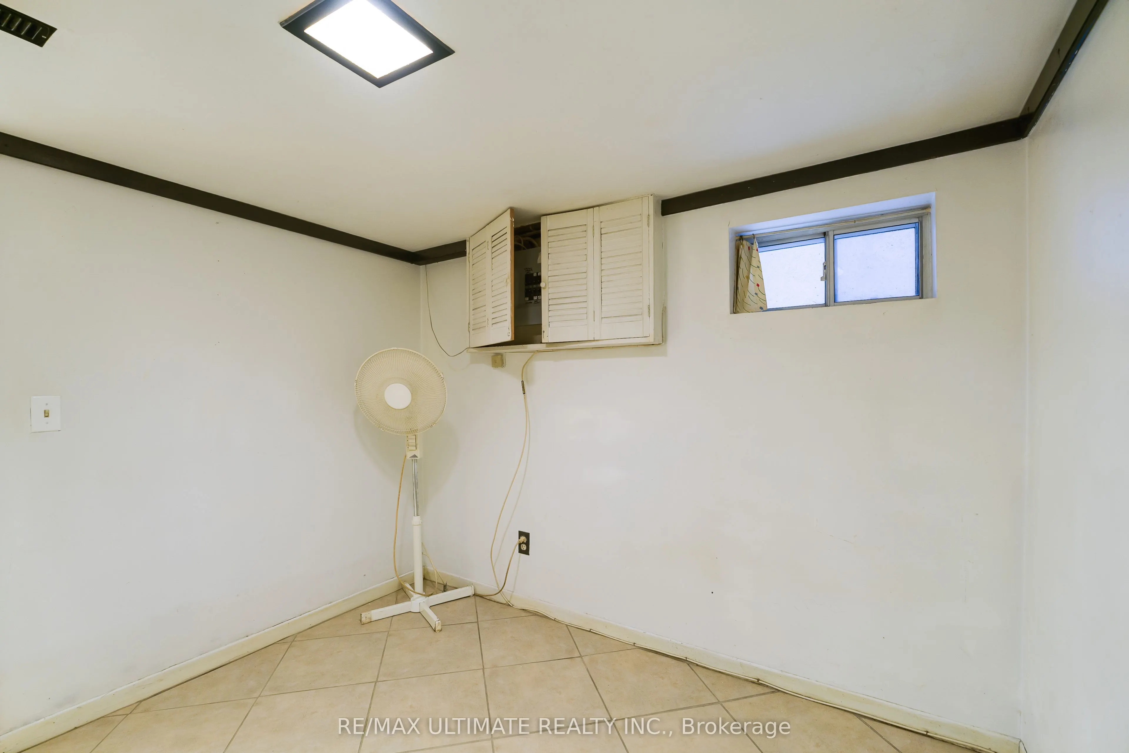 251 Boon Avenue