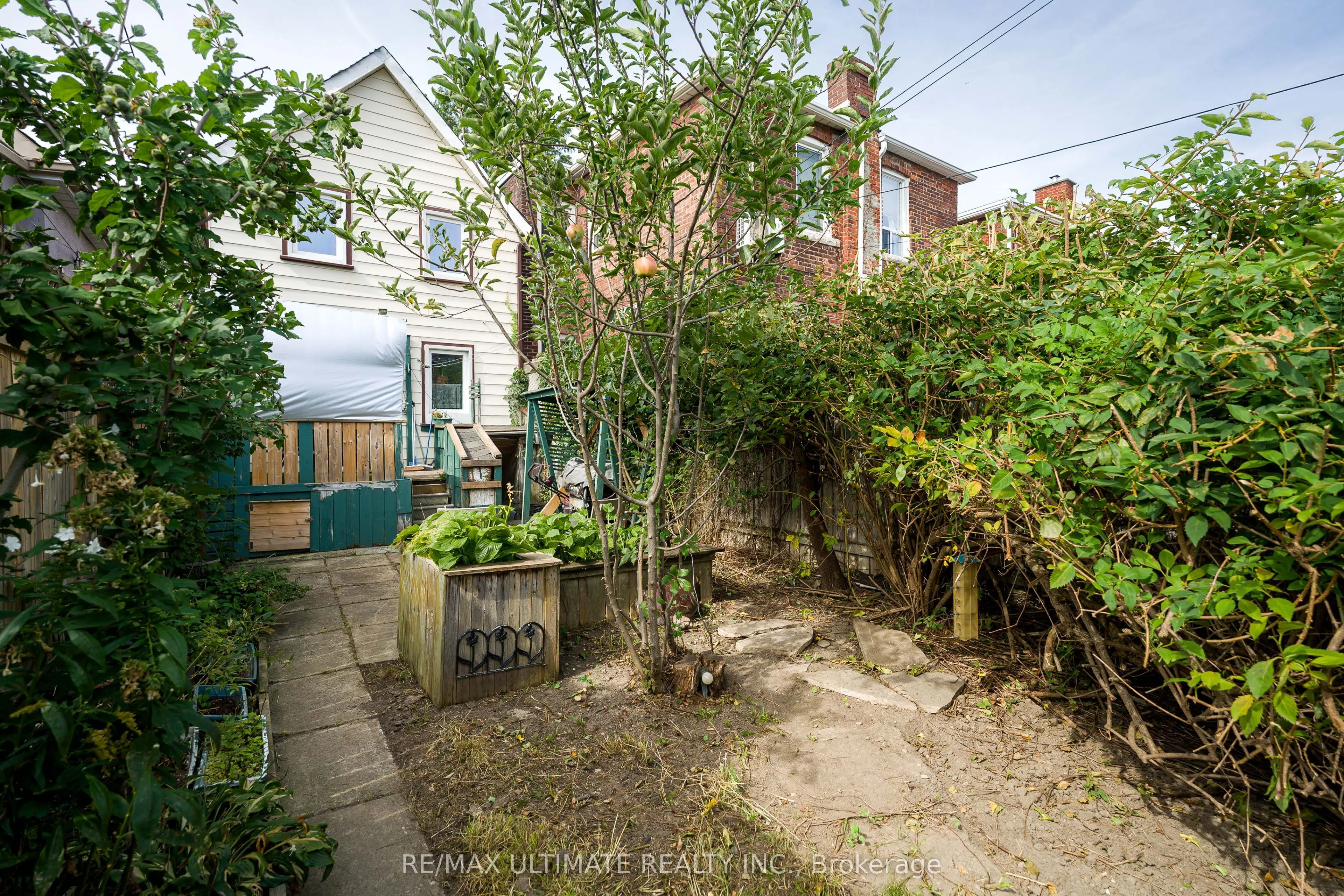 251 Boon Avenue