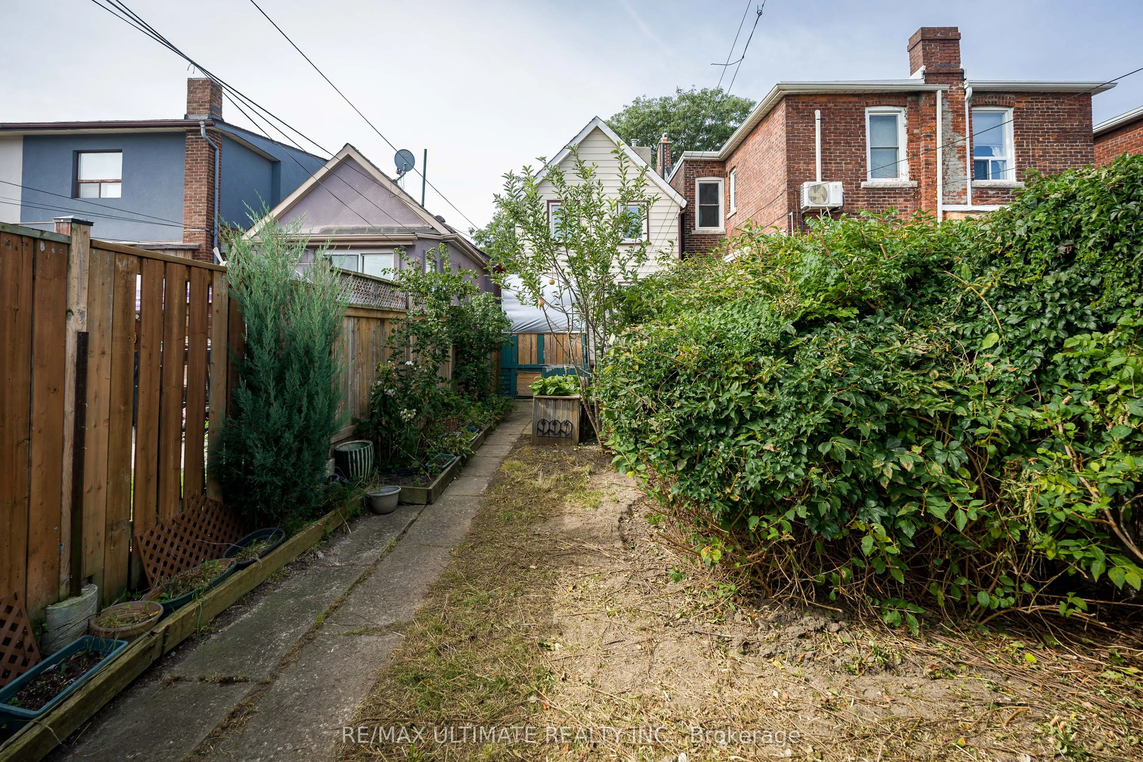 251 Boon Avenue