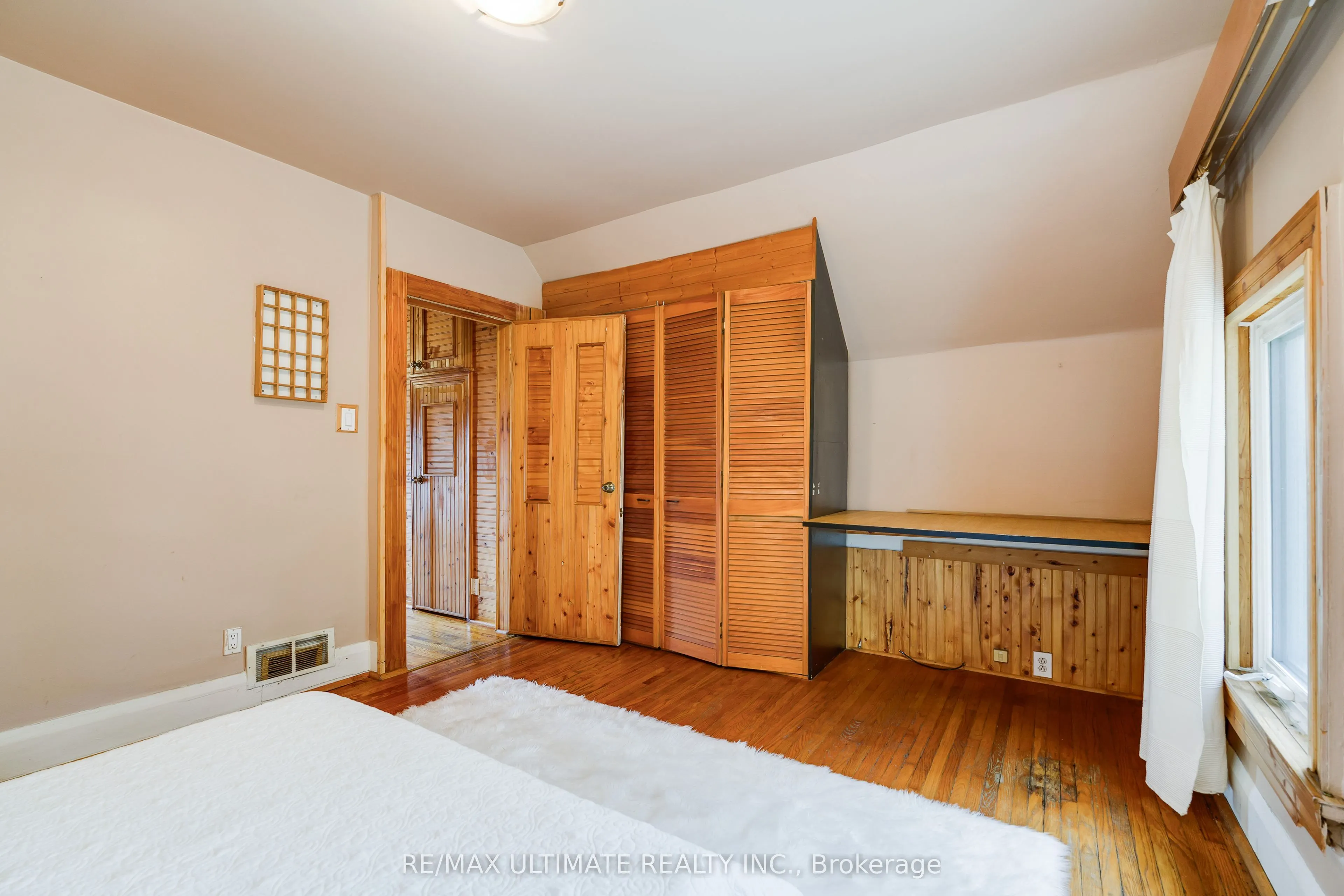 251 Boon Avenue