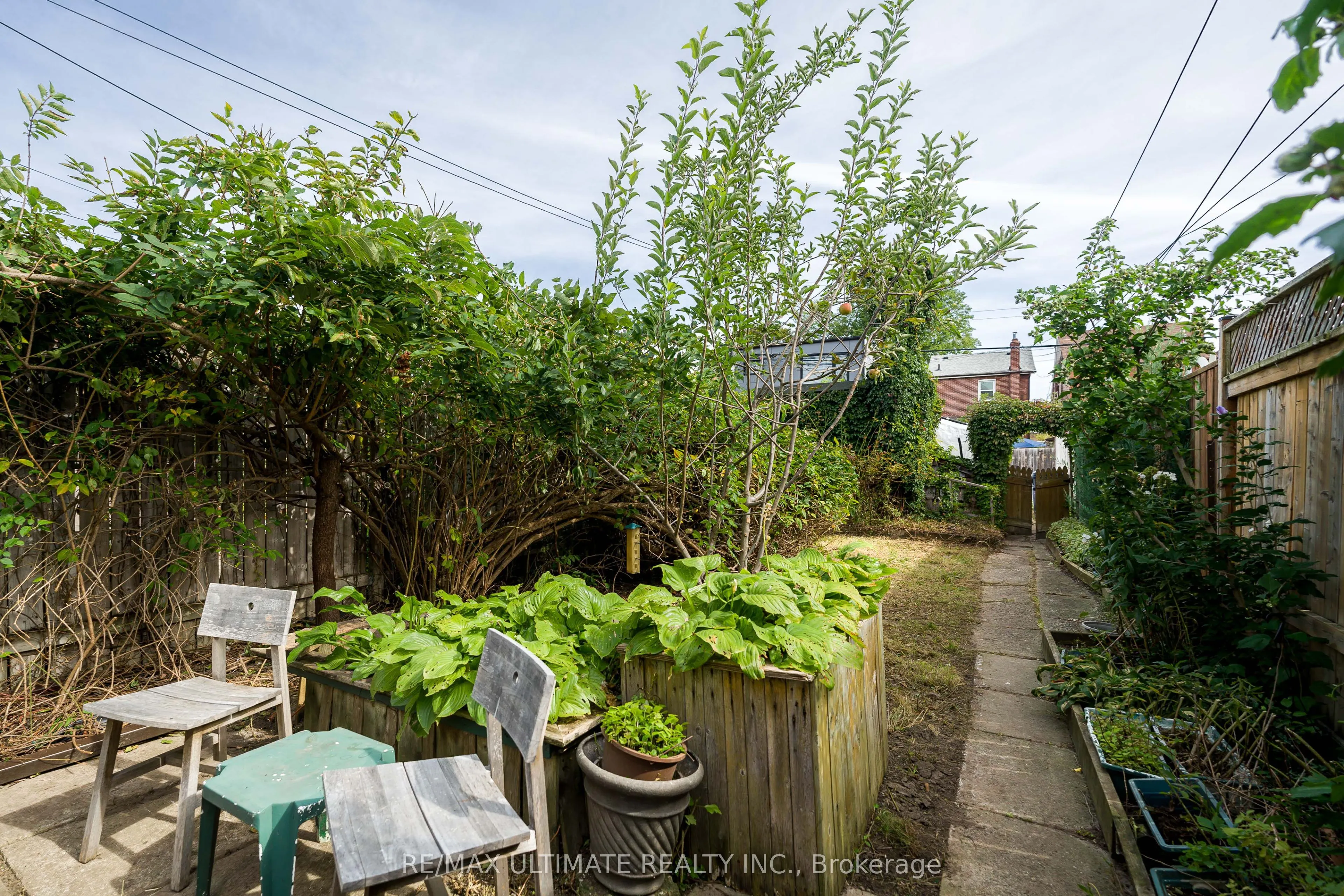 251 Boon Avenue