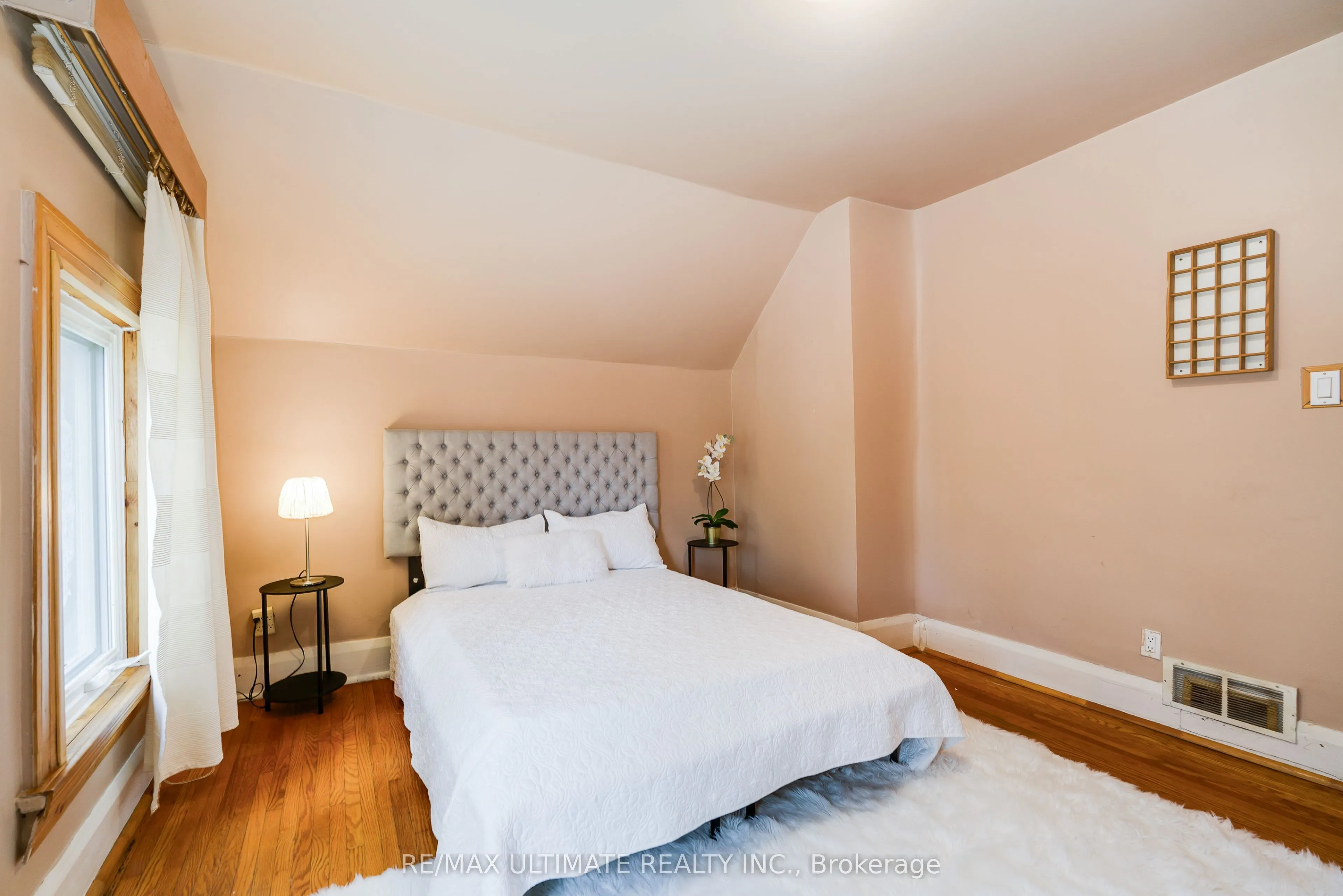 251 Boon Avenue