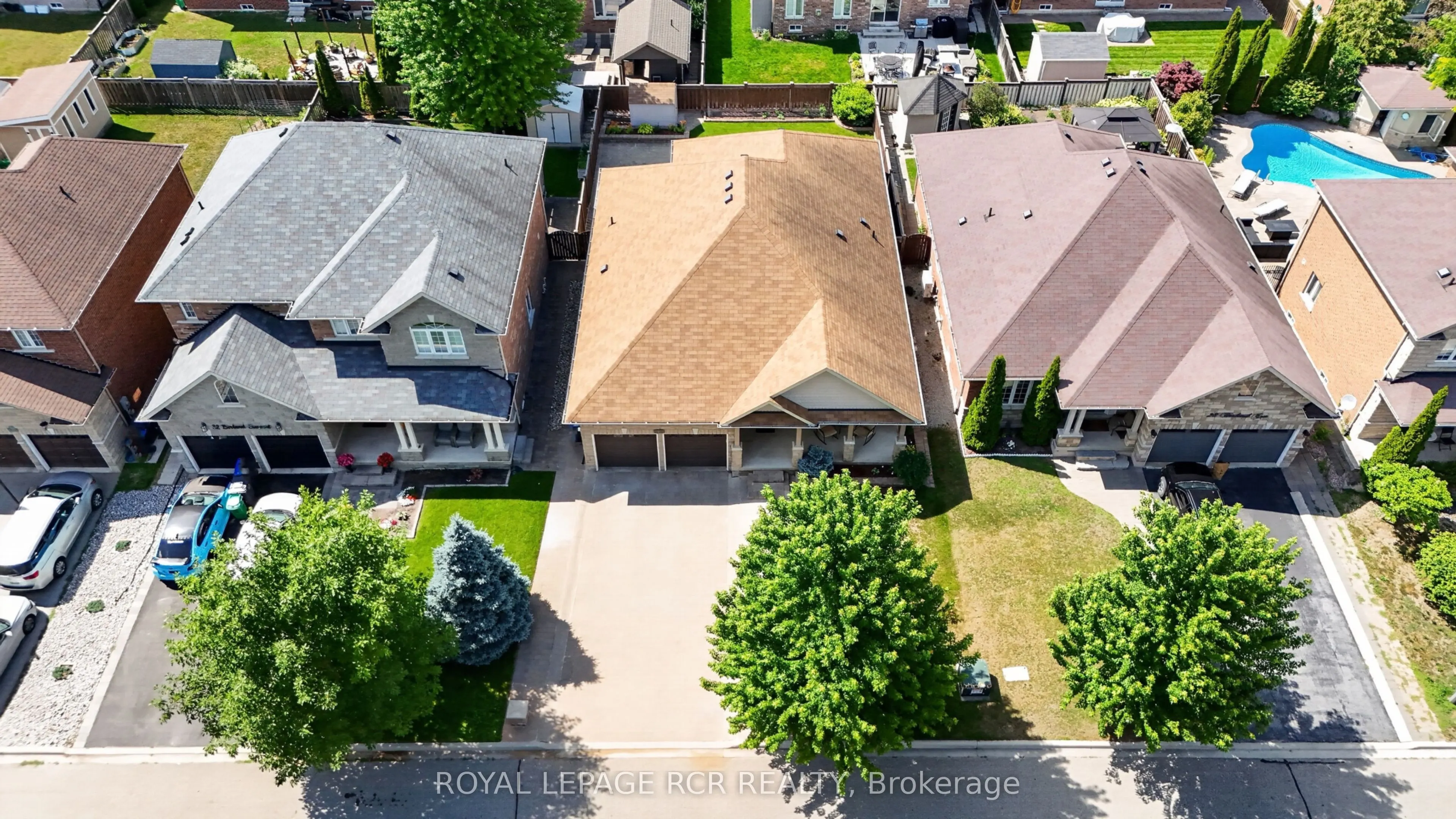 30 Borland Crescent