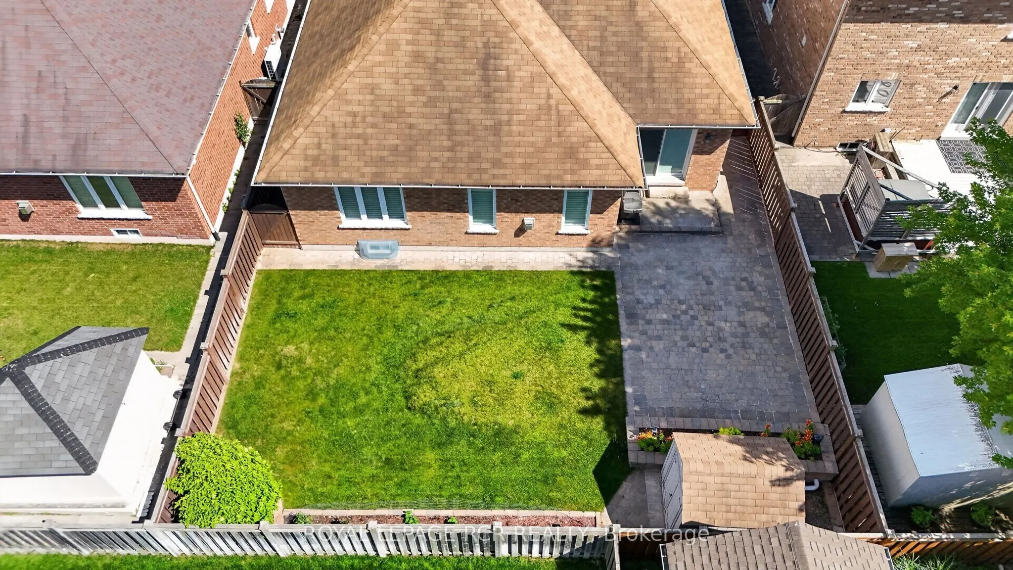 30 Borland Crescent