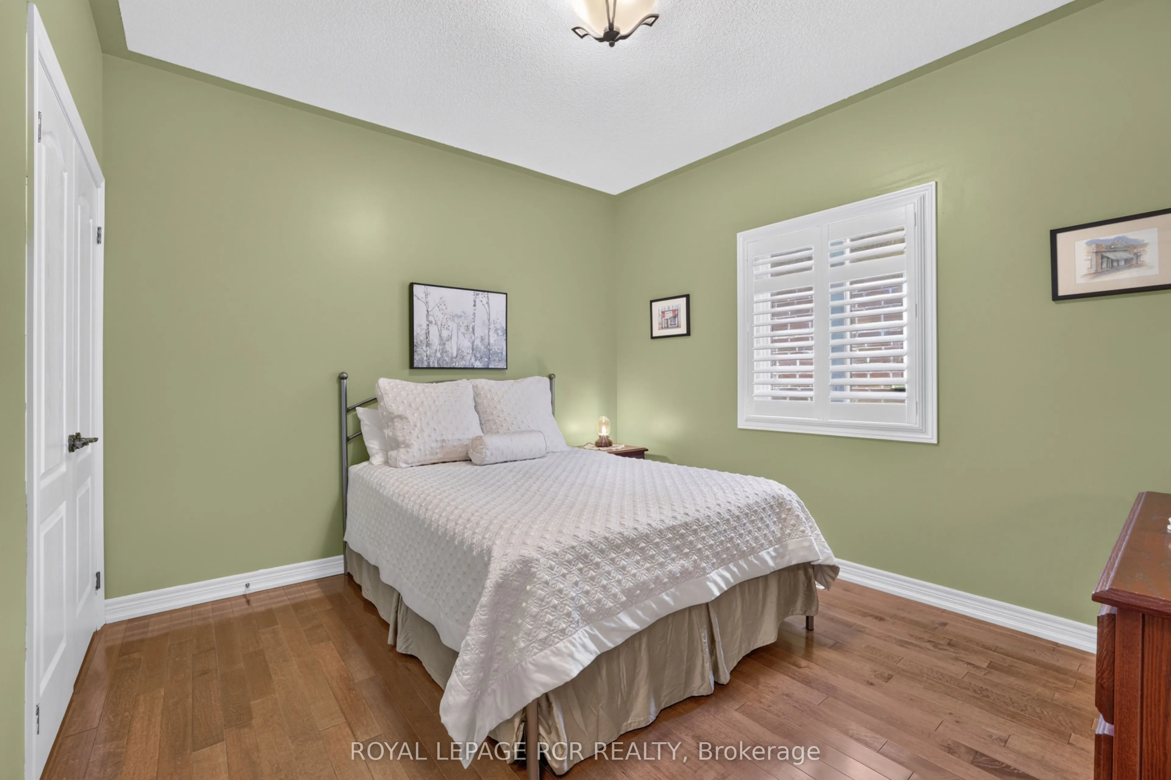 30 Borland Crescent