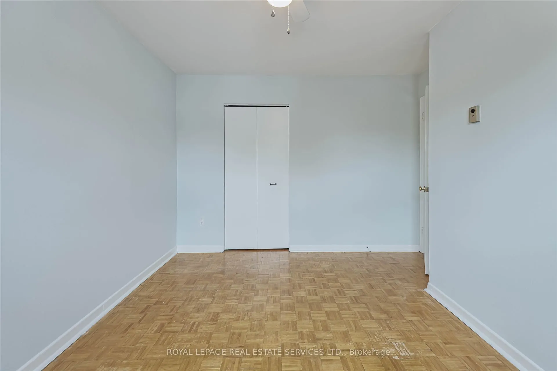 2875 Bloor Street W #Back
