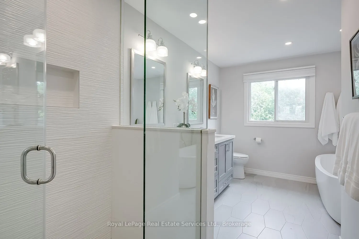1429 Thistledown Road