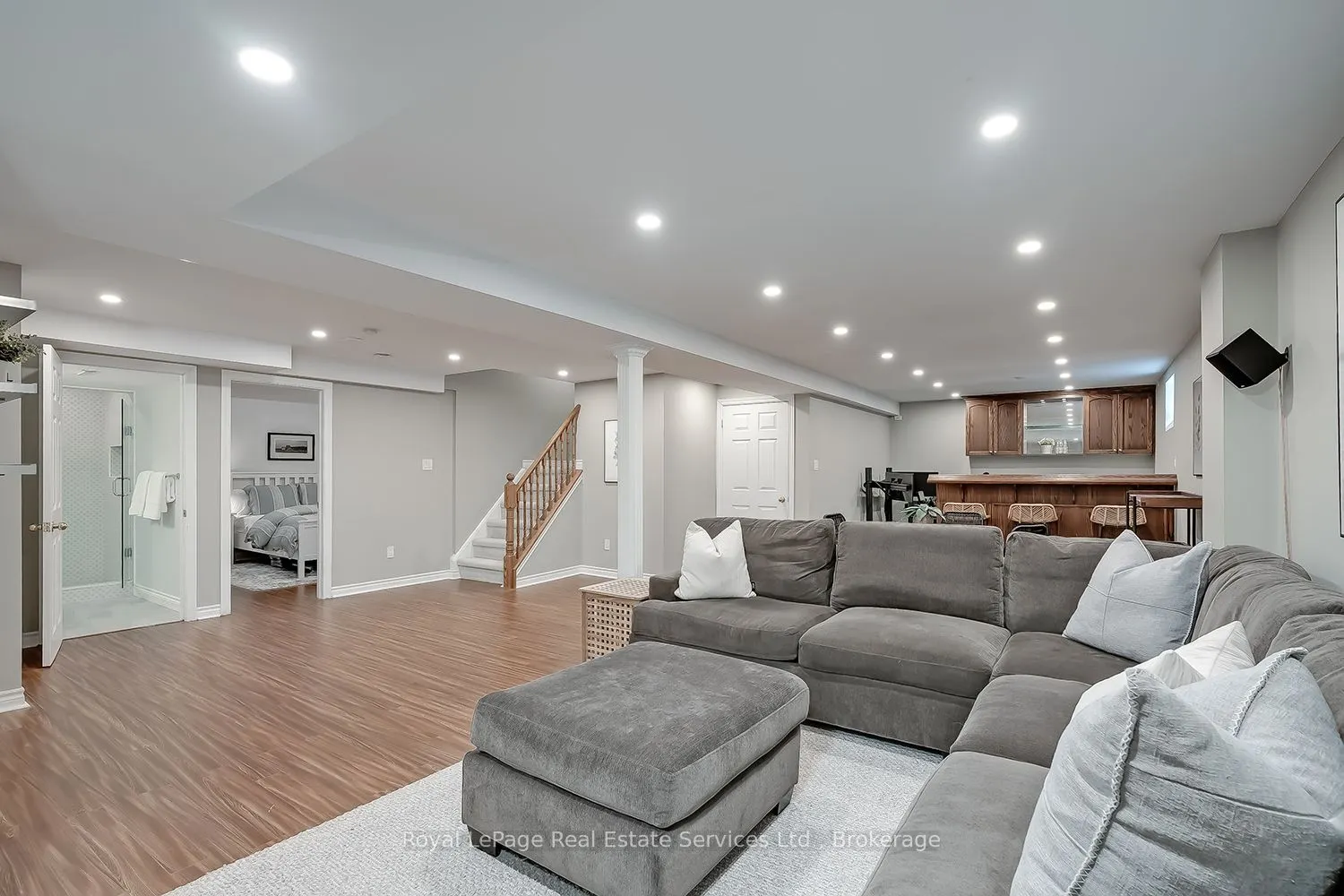 1429 Thistledown Road