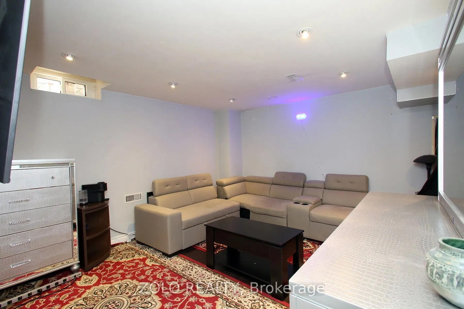 37 Sewells Lane S