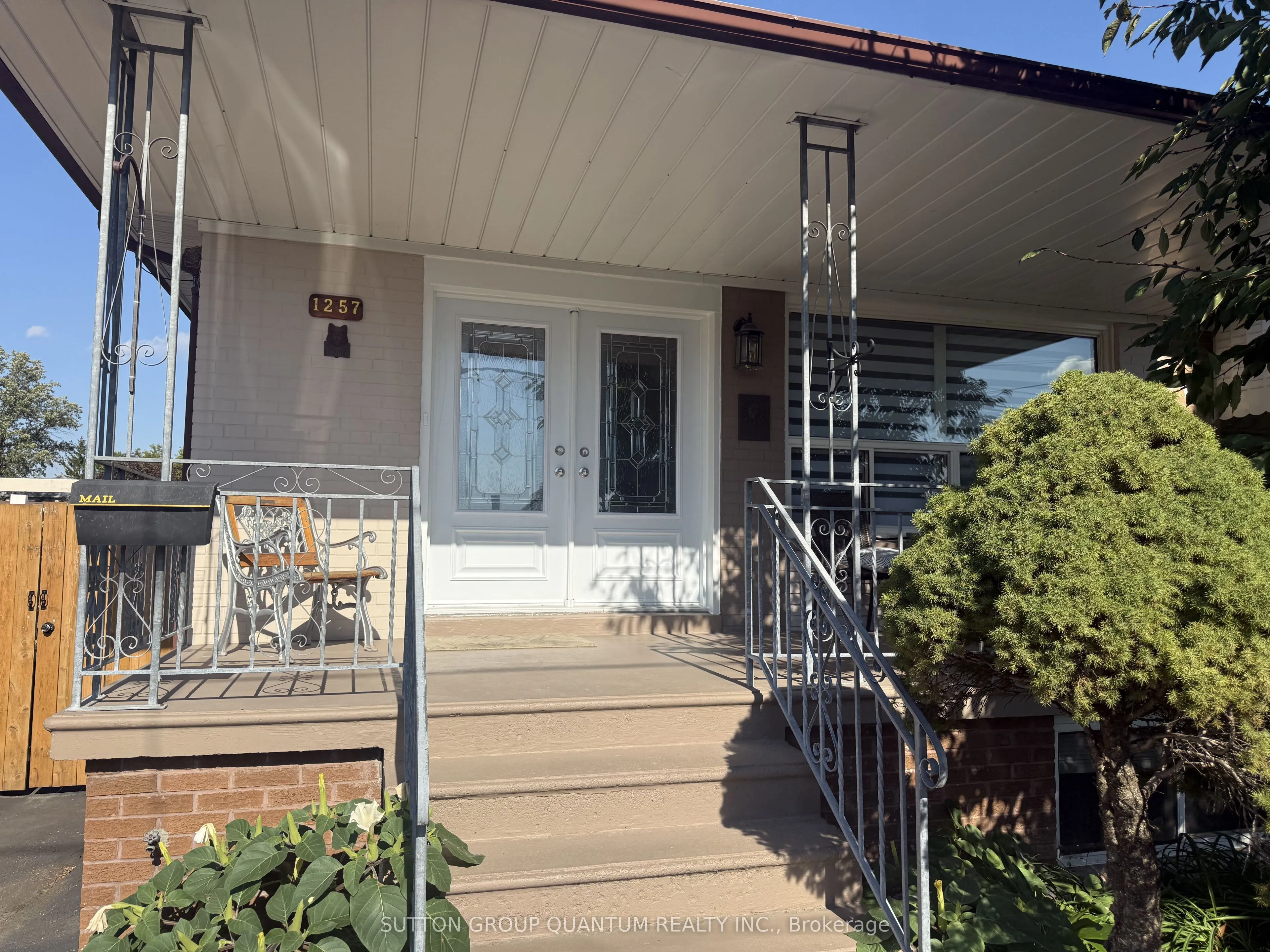 1257 Alexandra Avenue
