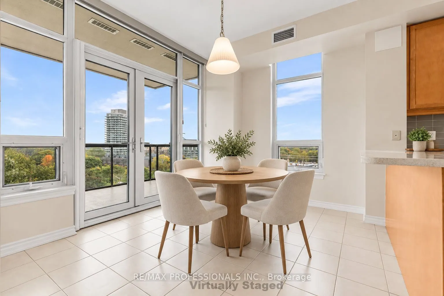 1135 Royal York Road #816
