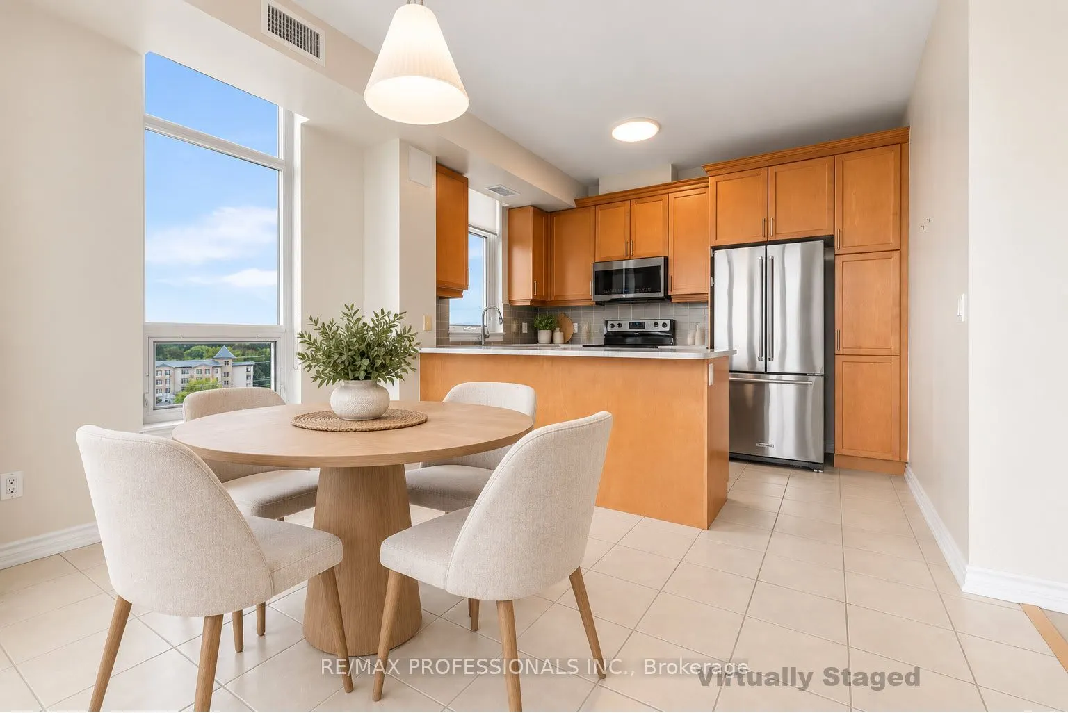 1135 Royal York Road #816