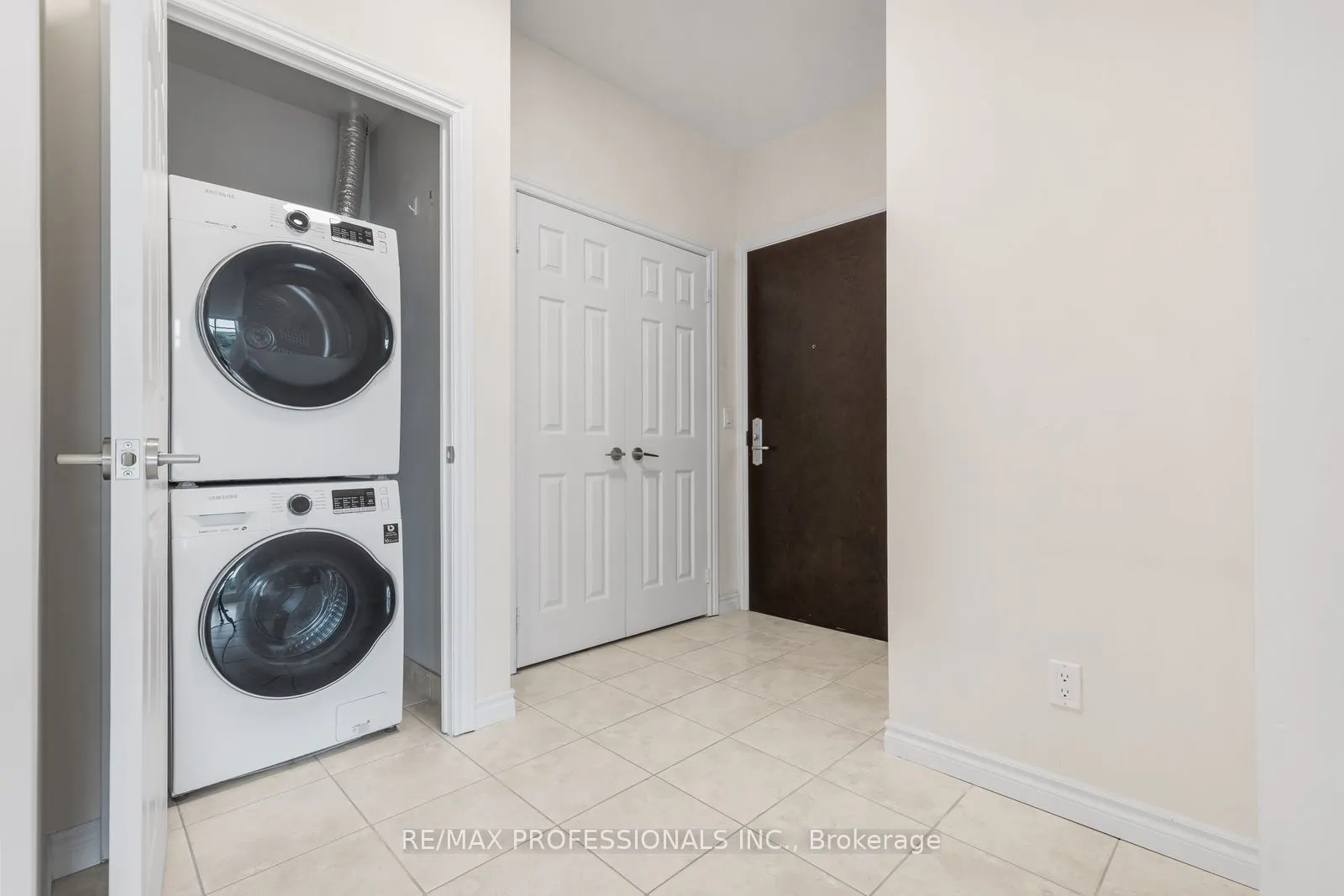 1135 Royal York Road #816