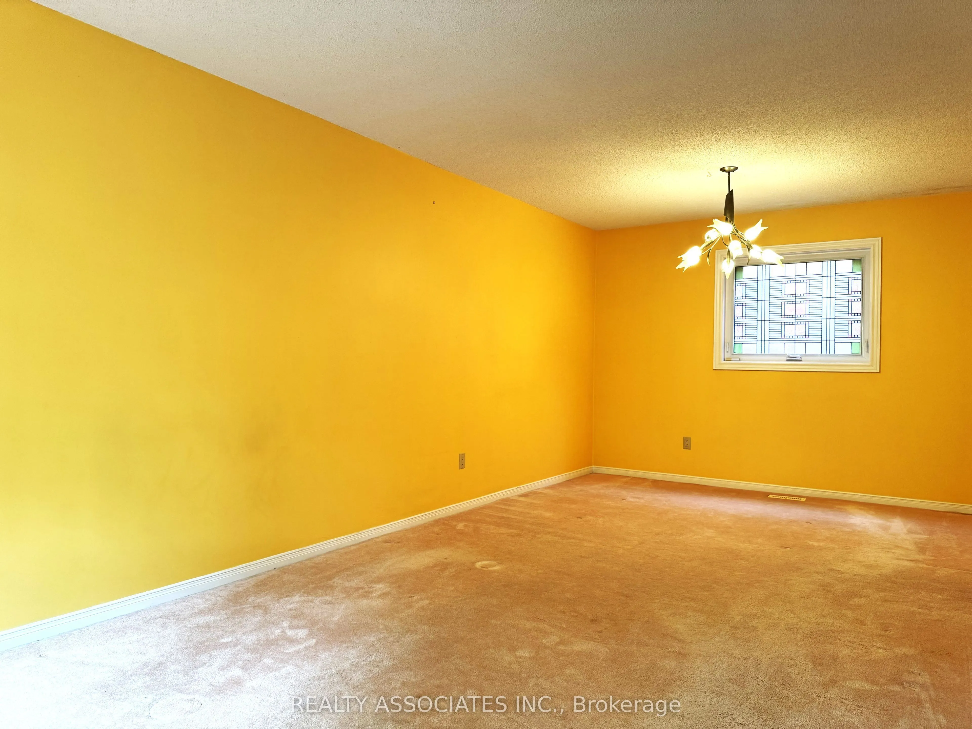 5577 Haddon Hall Road