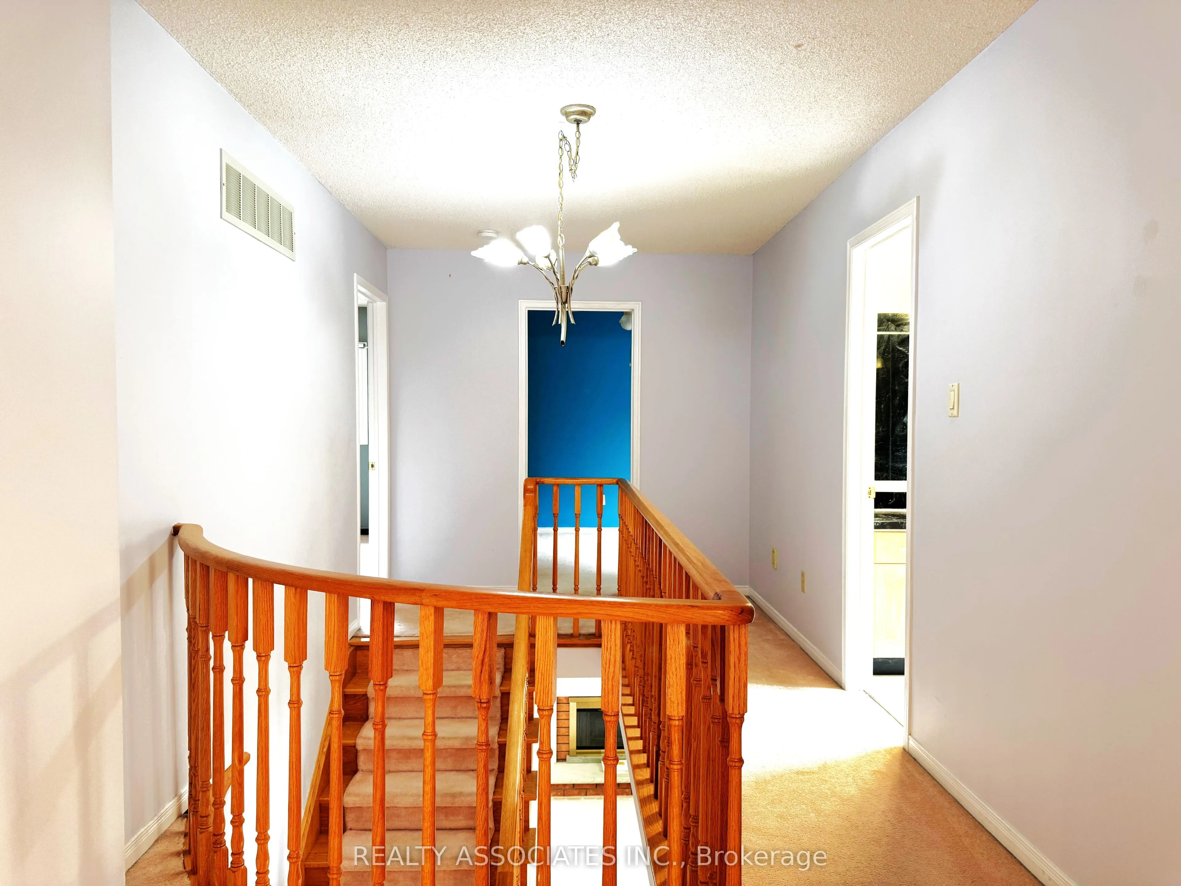 5577 Haddon Hall Road