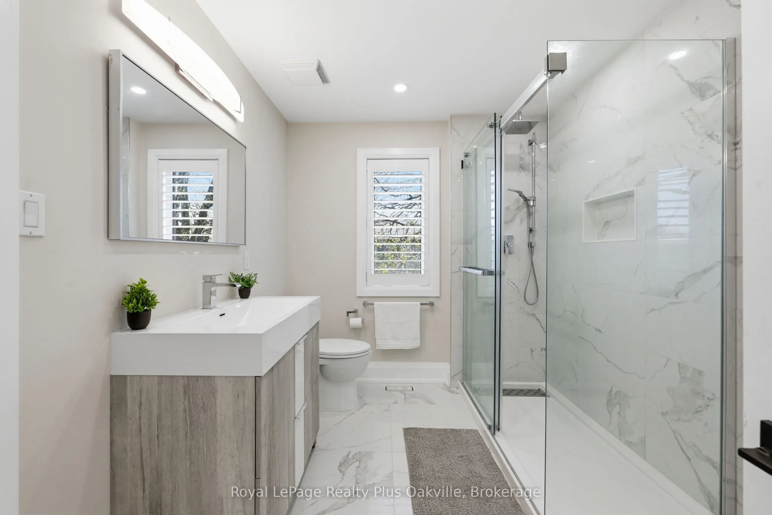 2363 Yolanda Drive