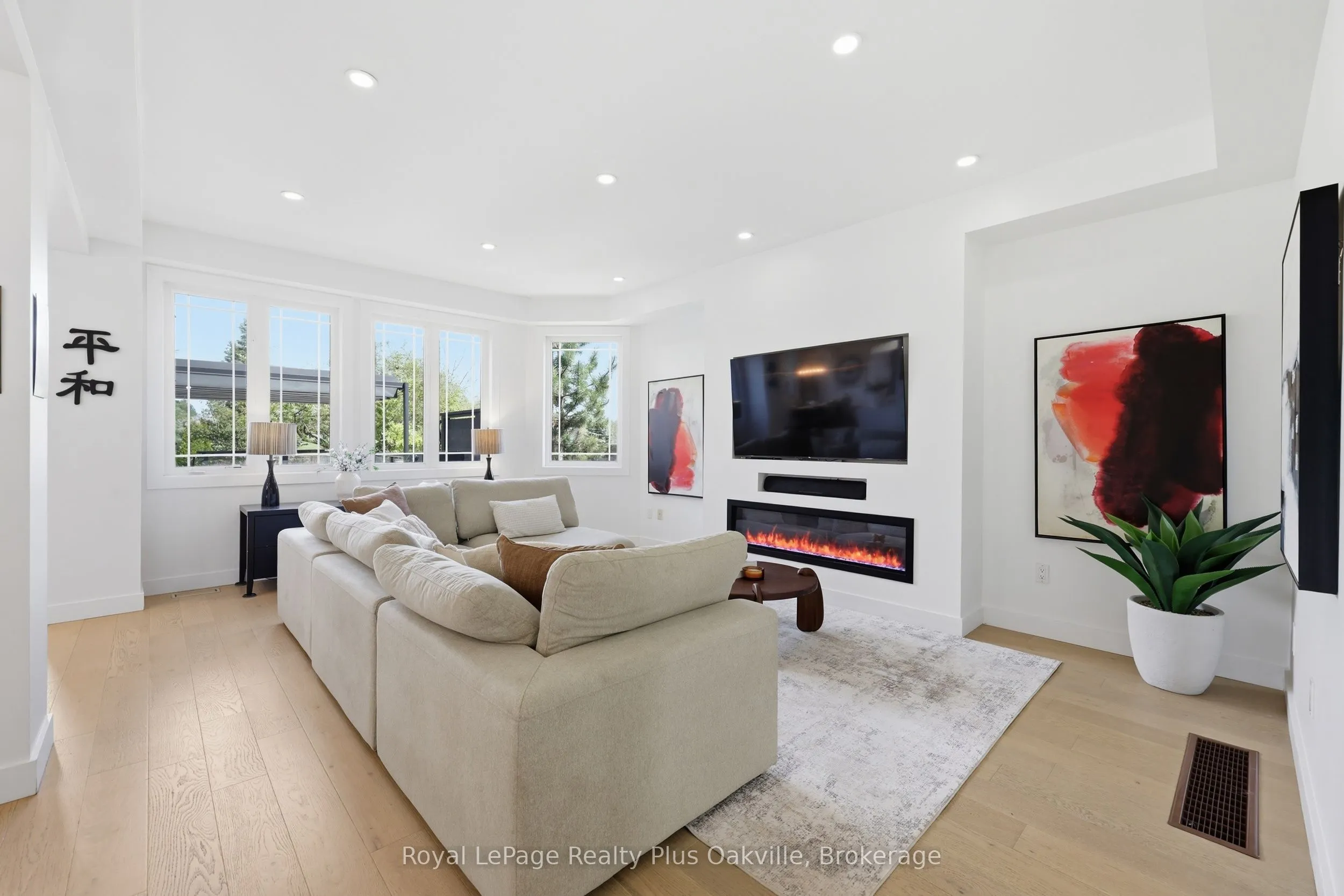 2363 Yolanda Drive
