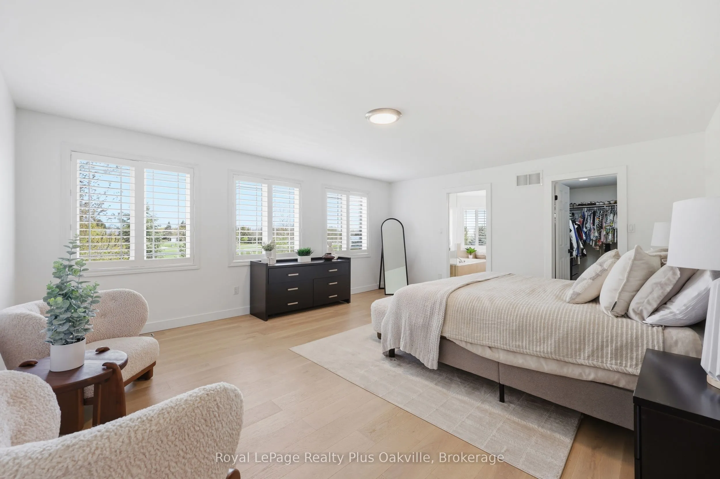 2363 Yolanda Drive