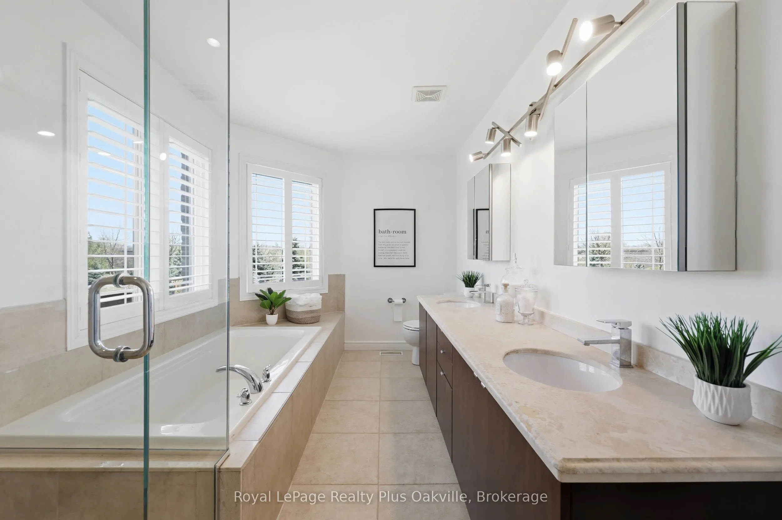 2363 Yolanda Drive