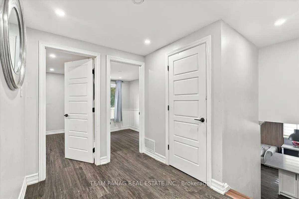 16 Groveland Court