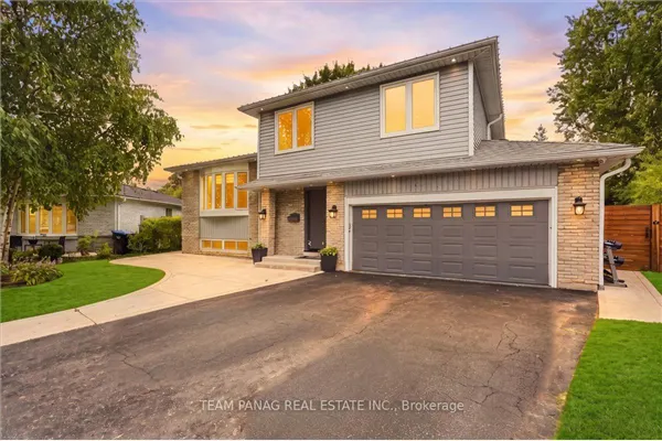 16 Groveland Court