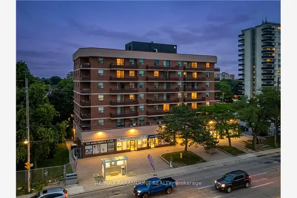 1881 Jane Street #303