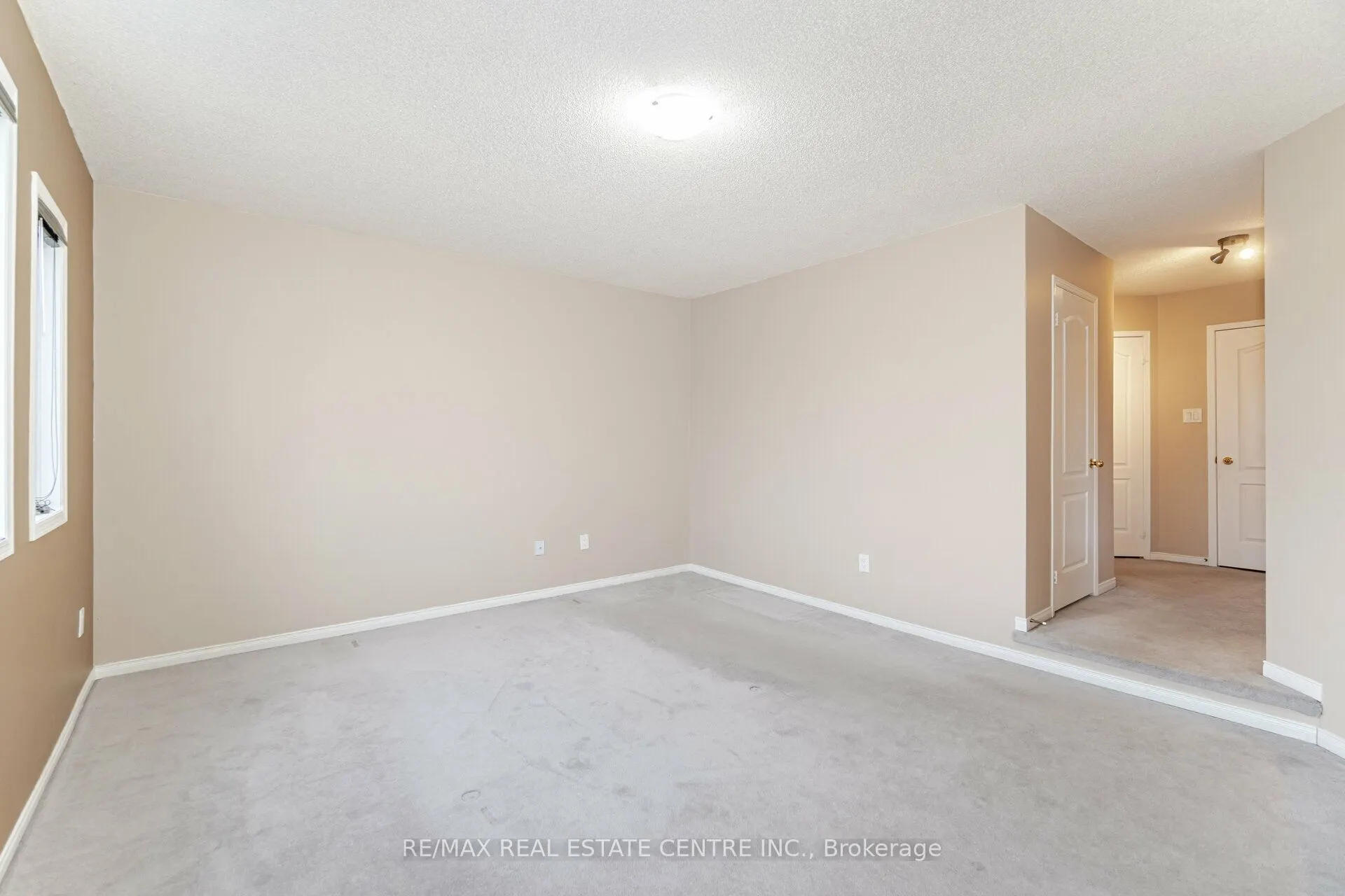 3727 Althorpe Circle