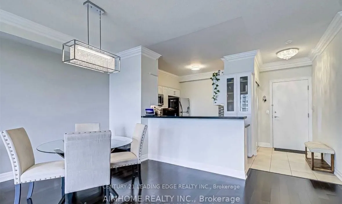 2119 Lakeshore Boulevard W #607