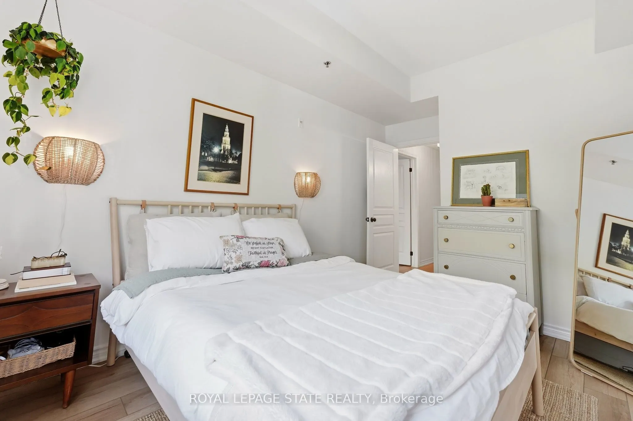 391 Plains Road E #211