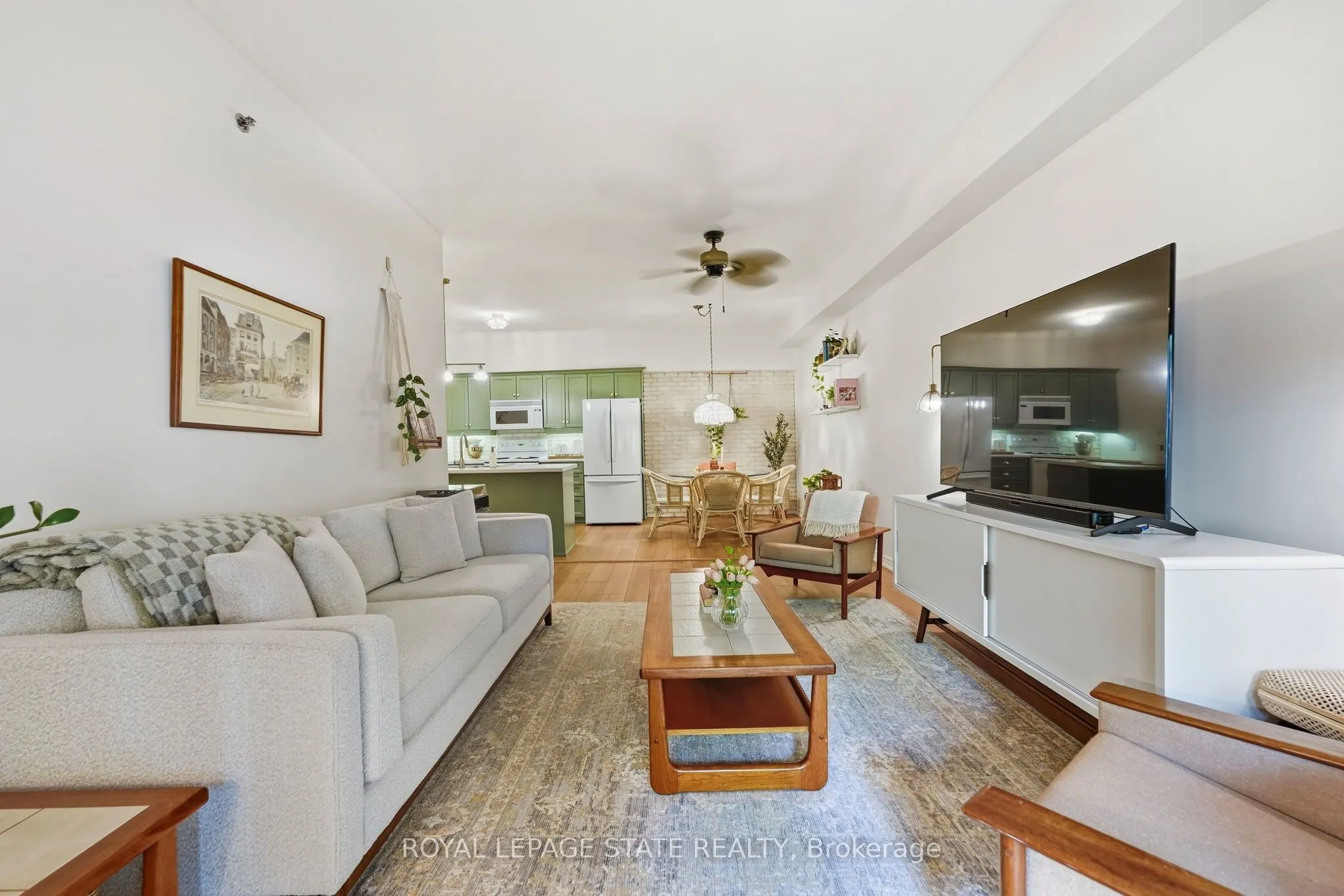 391 Plains Road E #211