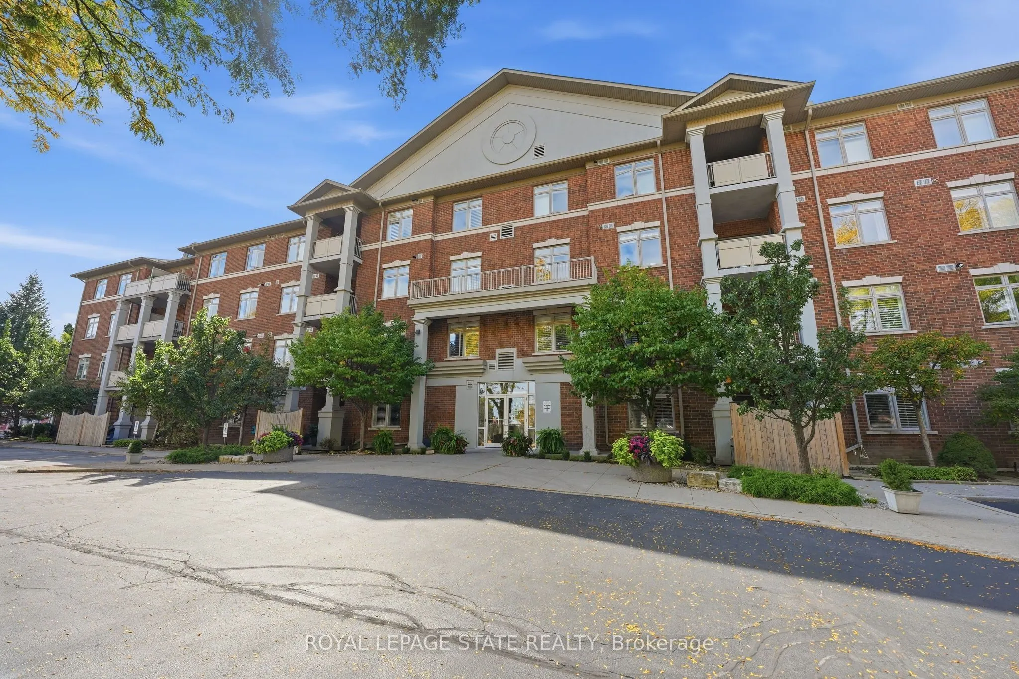 391 Plains Road E #211