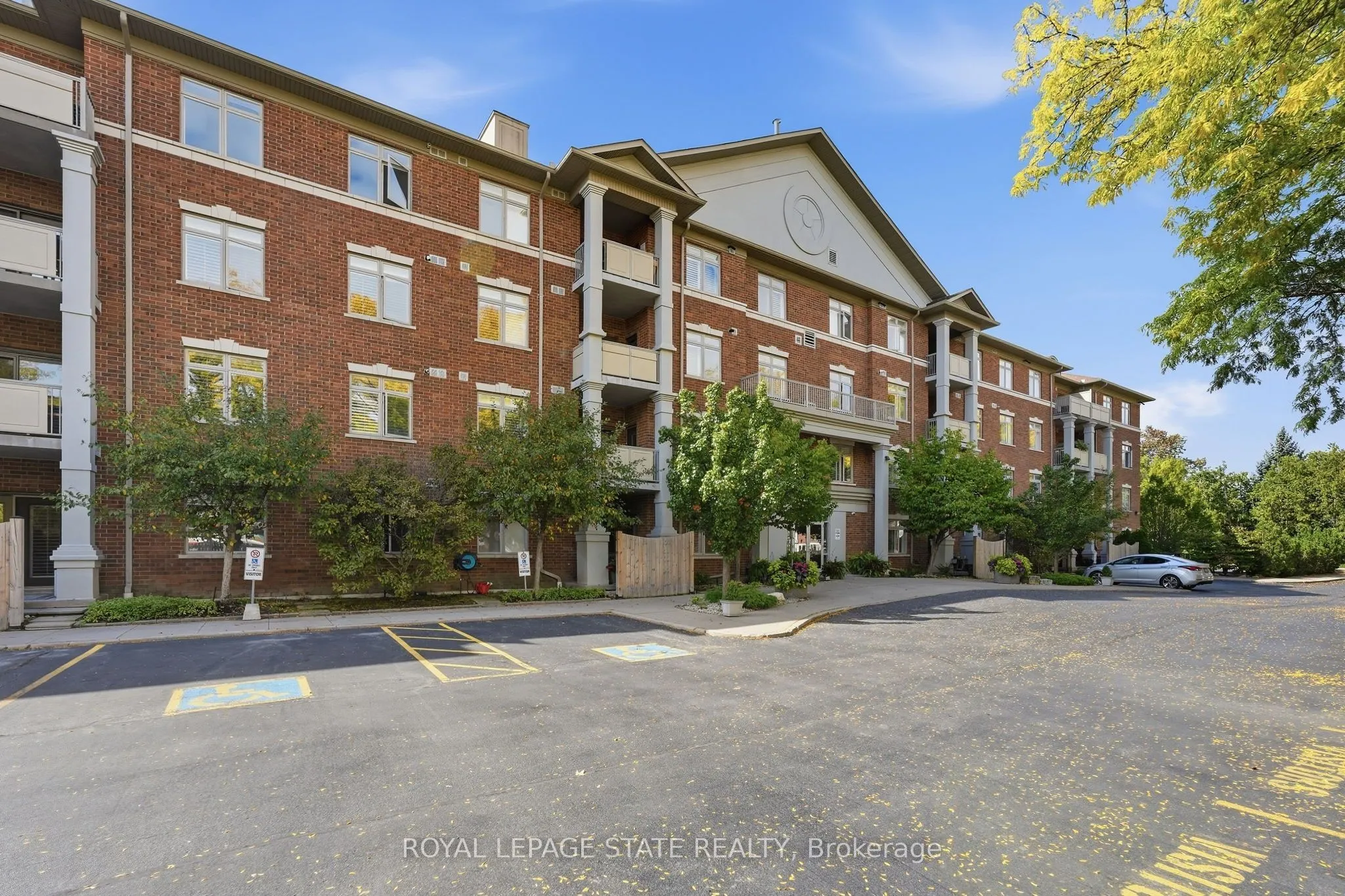 391 Plains Road E #211