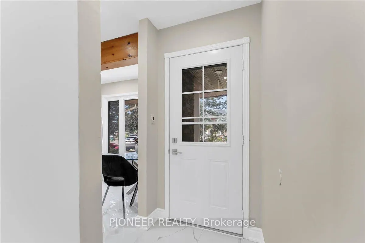 22 Wolverton Crescent
