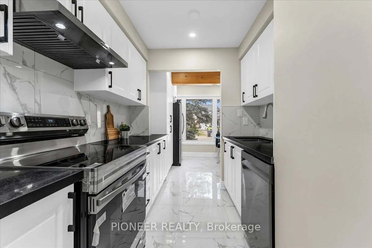 22 Wolverton Crescent