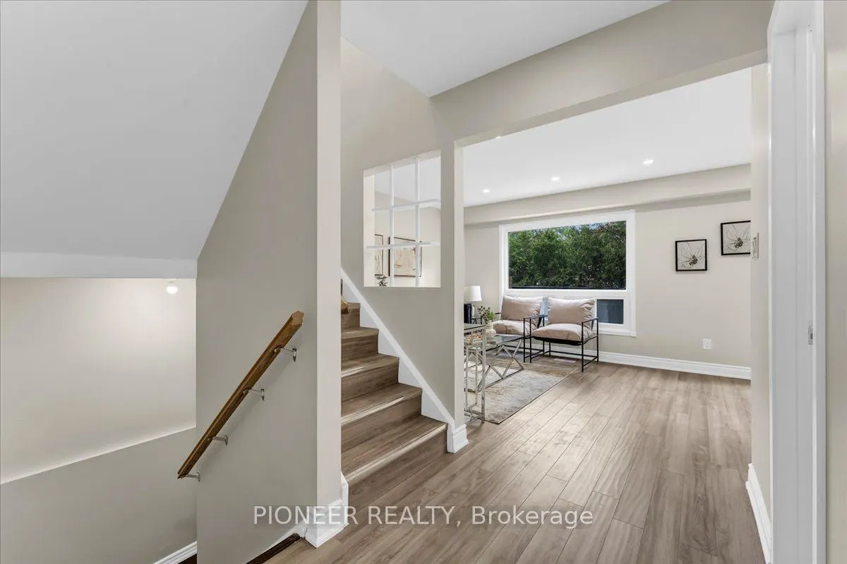 22 Wolverton Crescent