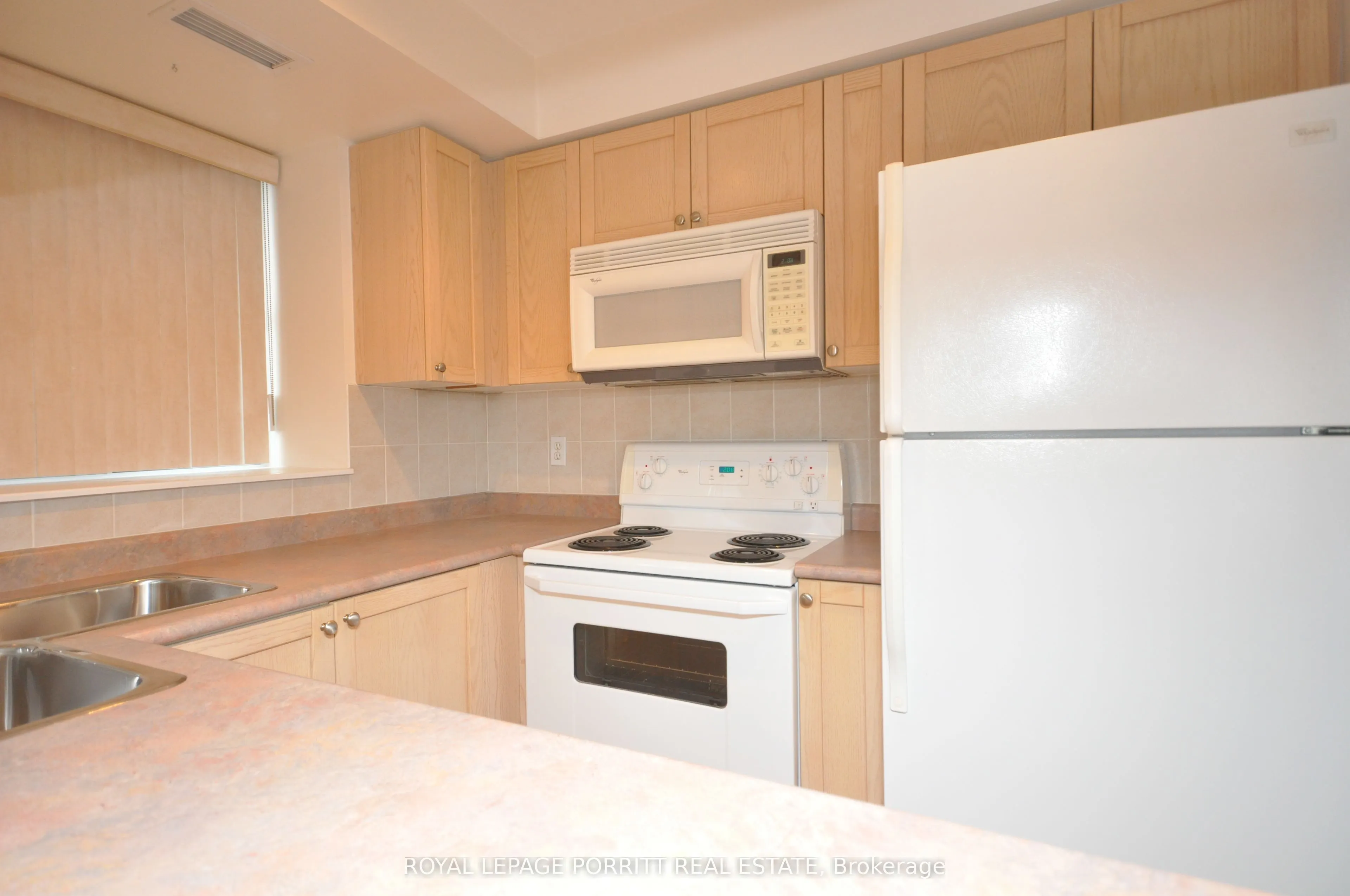 1140 Parkwest Place #901